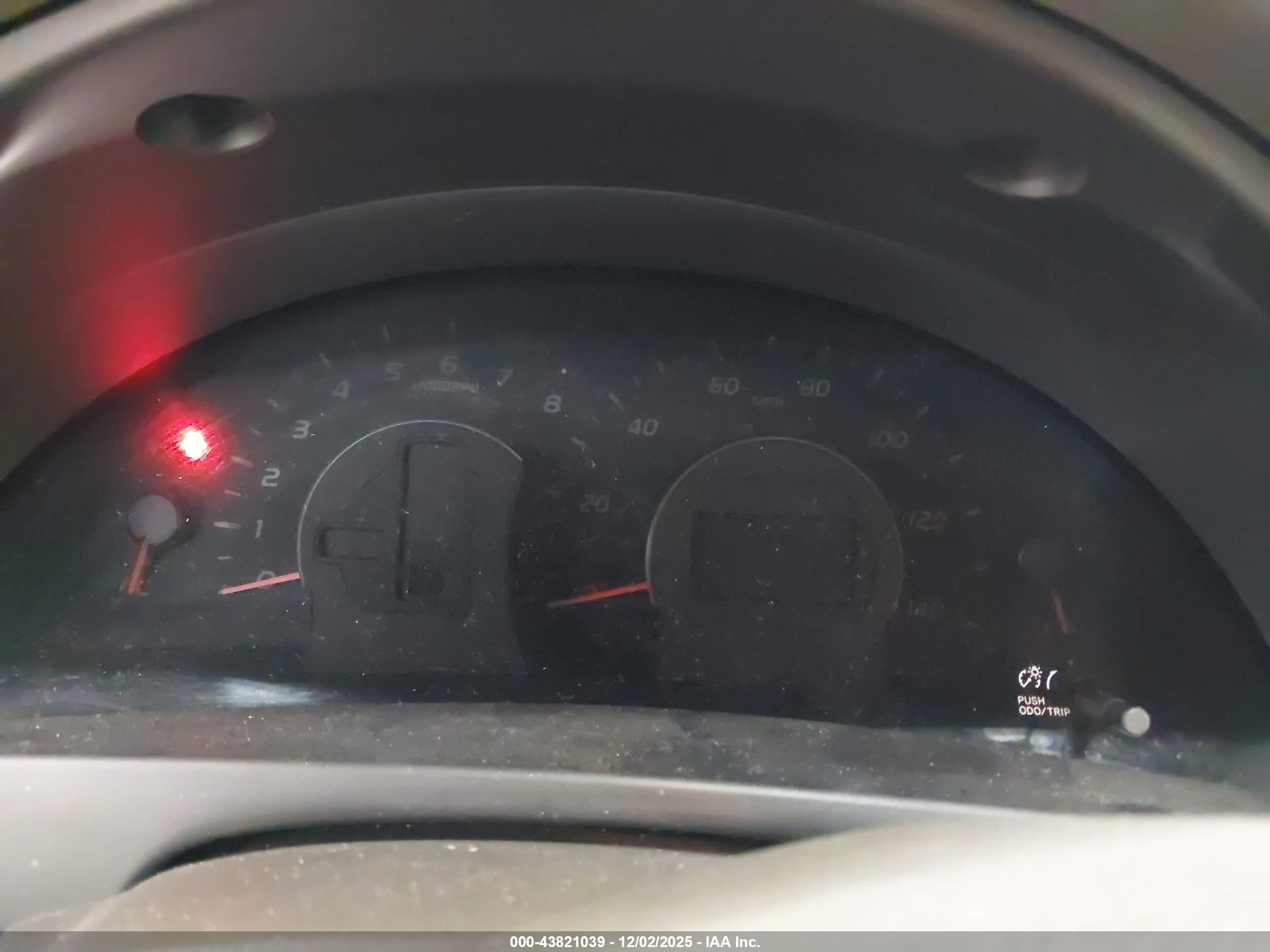 TOYOTA CAMRY image 7