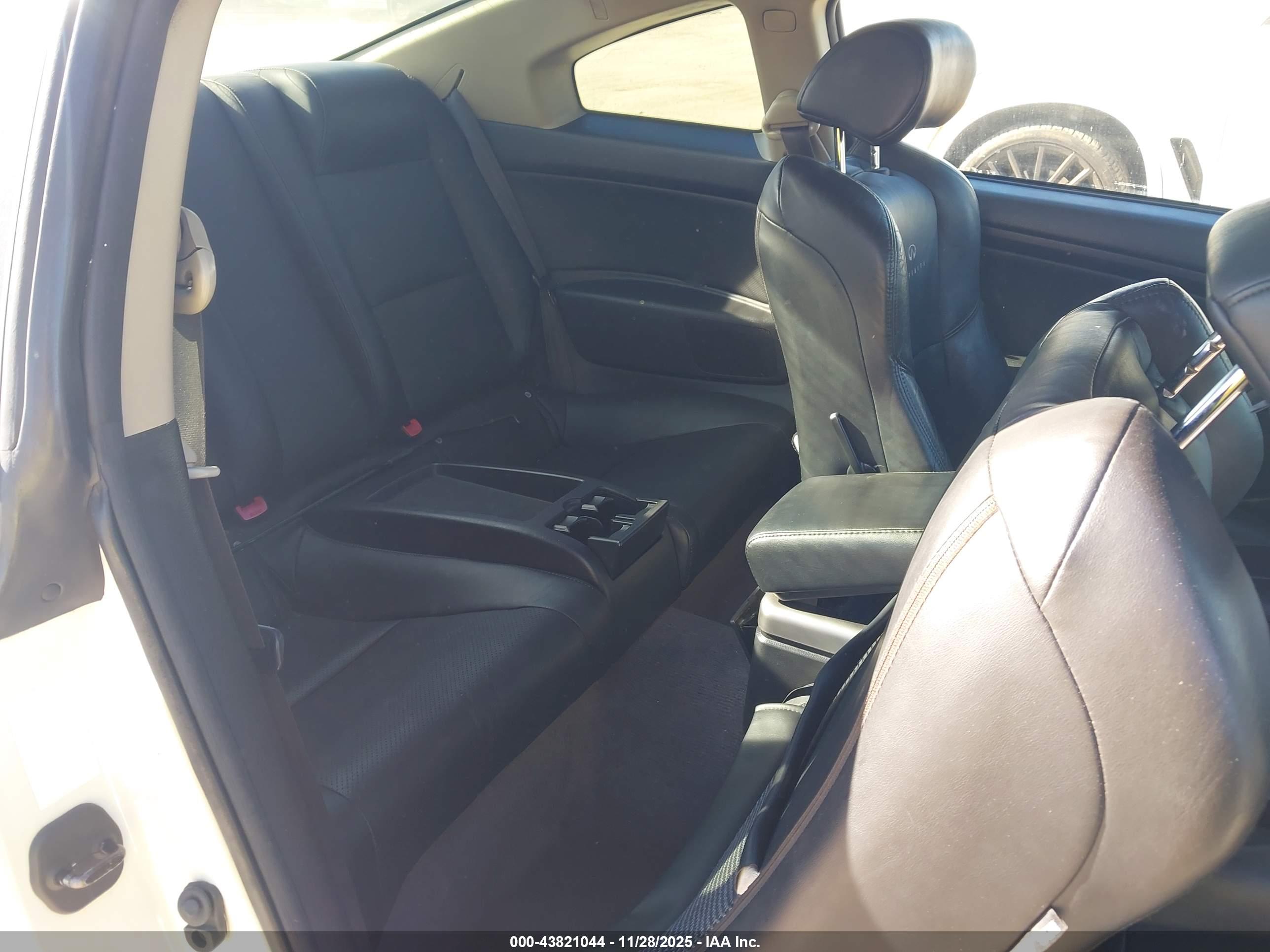 INFINITI G35 image 8