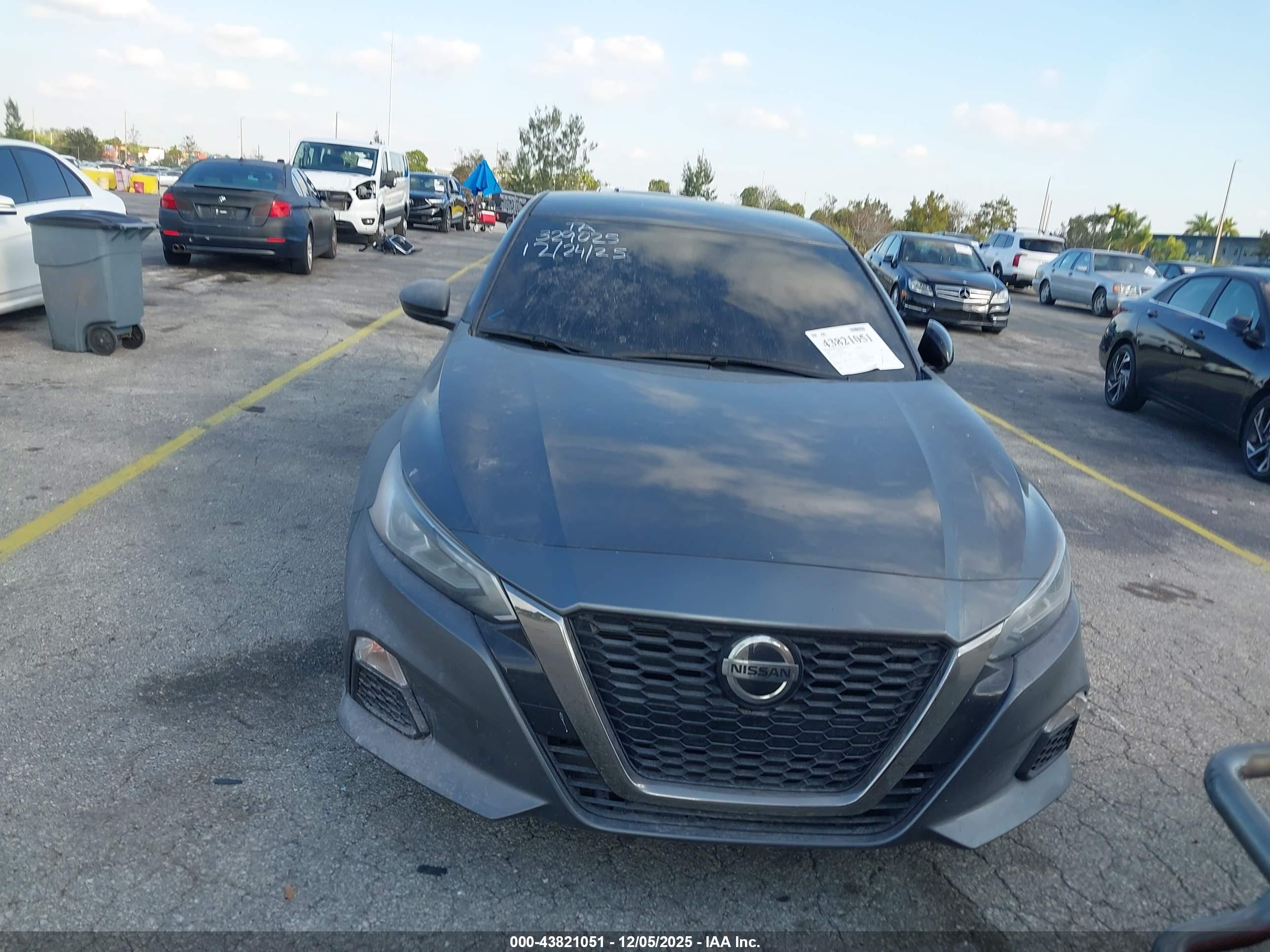 NISSAN ALTIMA image 6