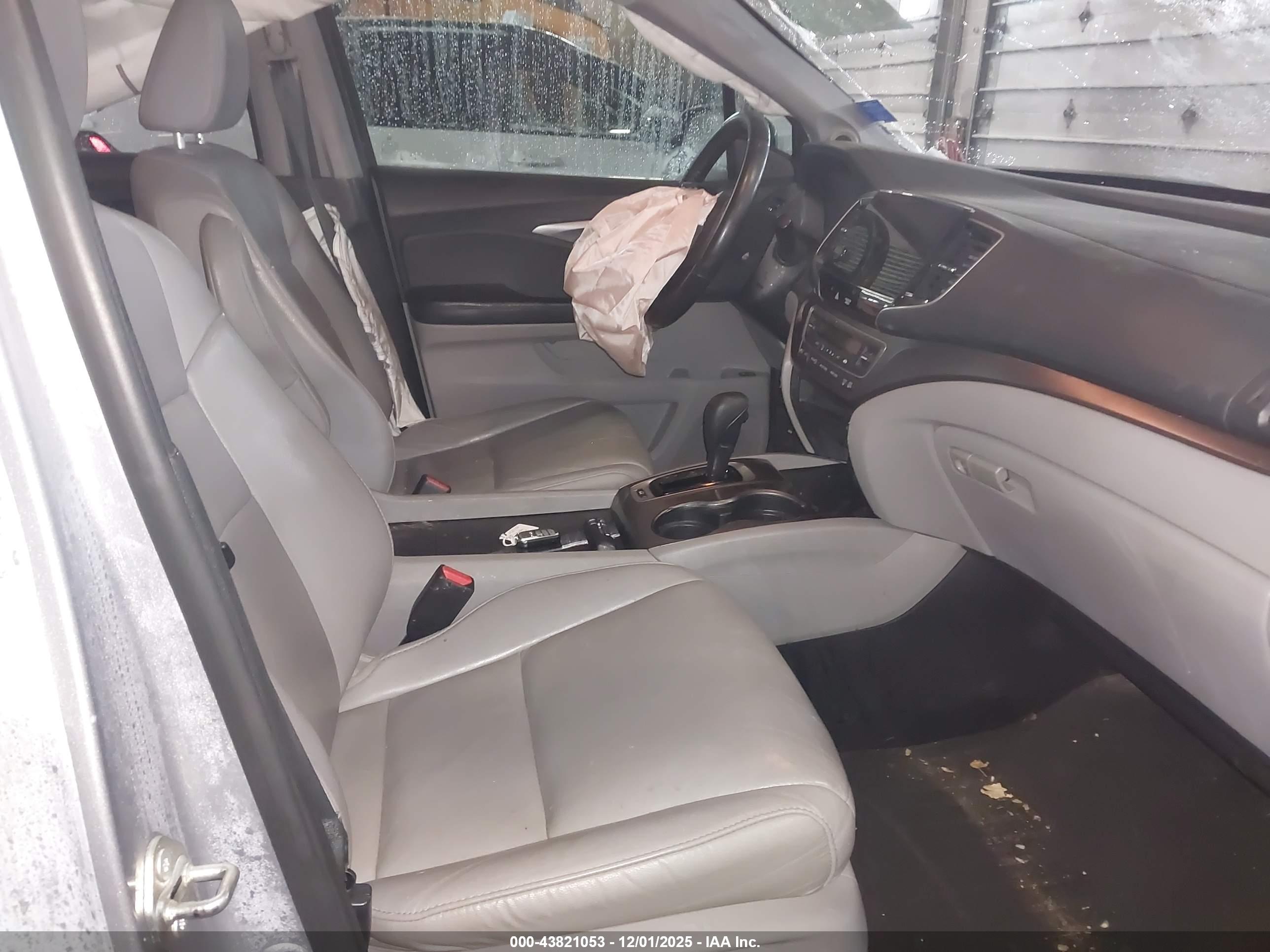 HONDA PILOT image 5