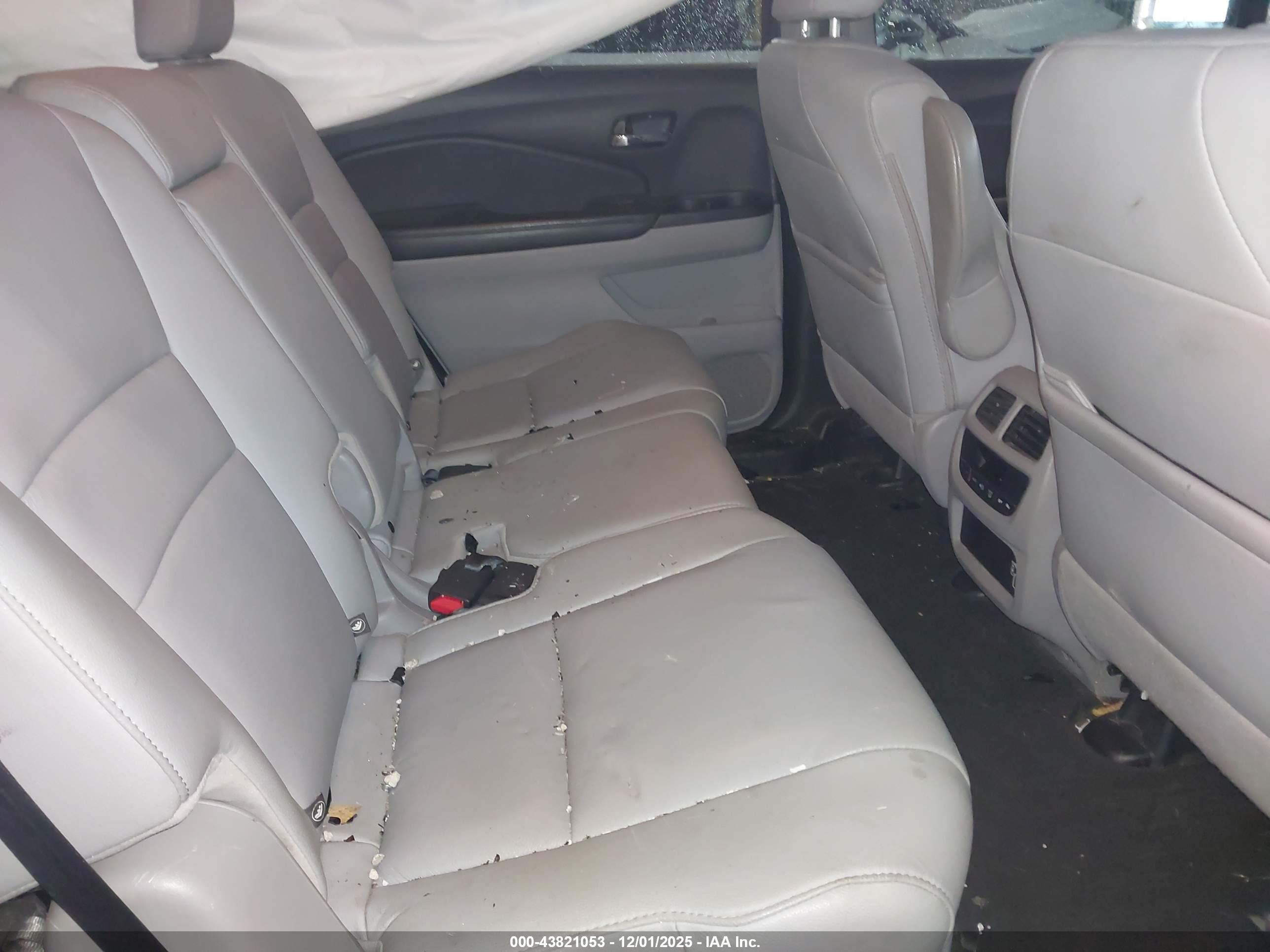HONDA PILOT image 8