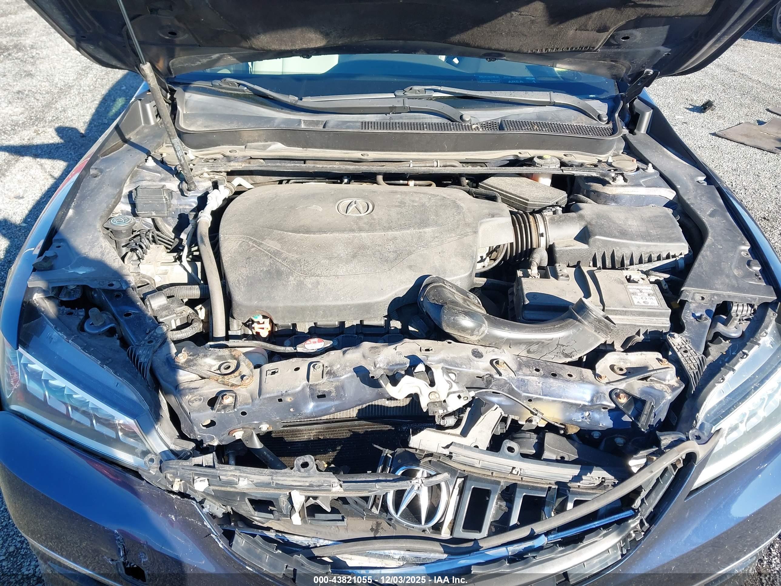 ACURA TLX image 10