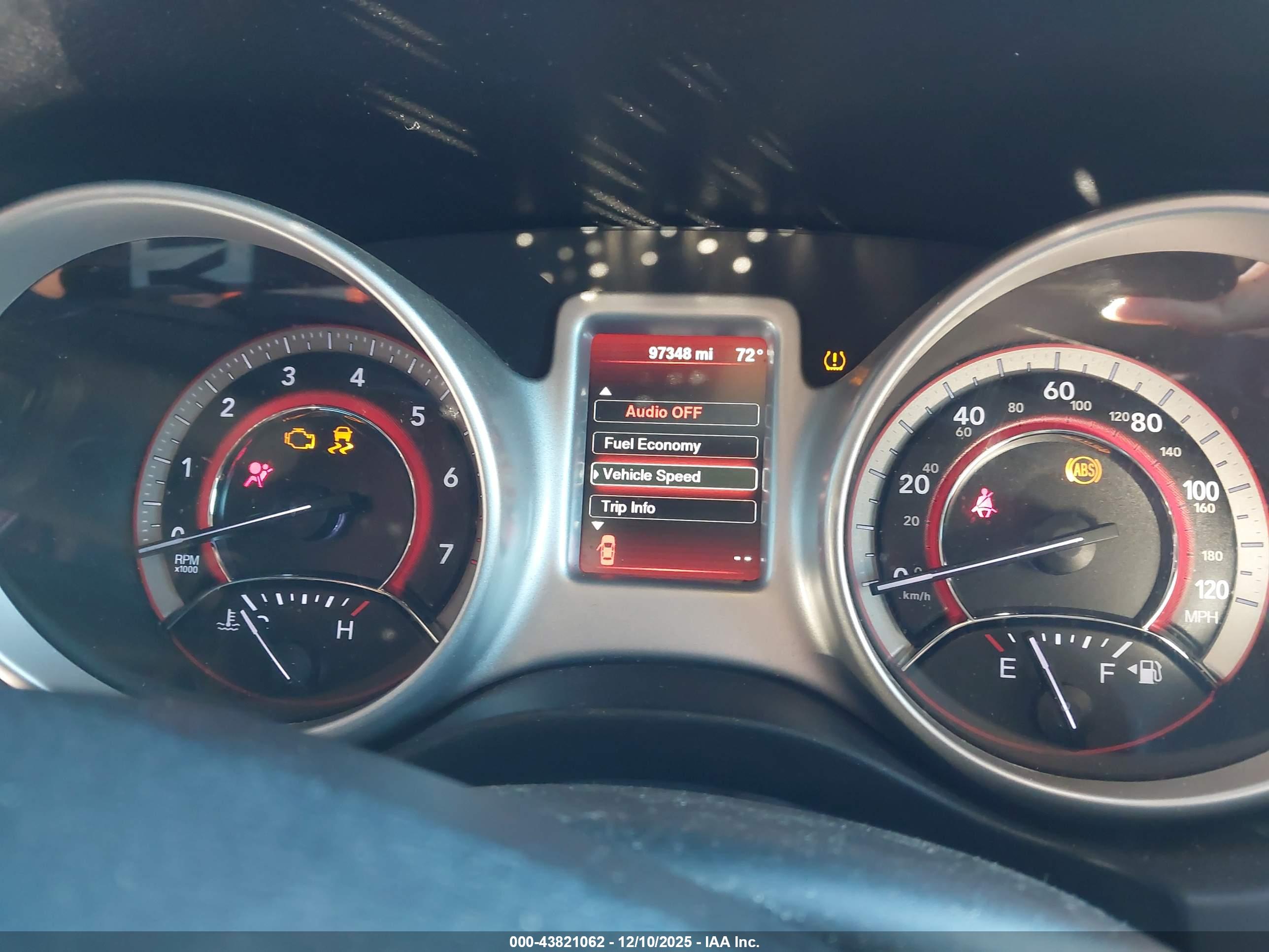 DODGE JOURNEY image 7