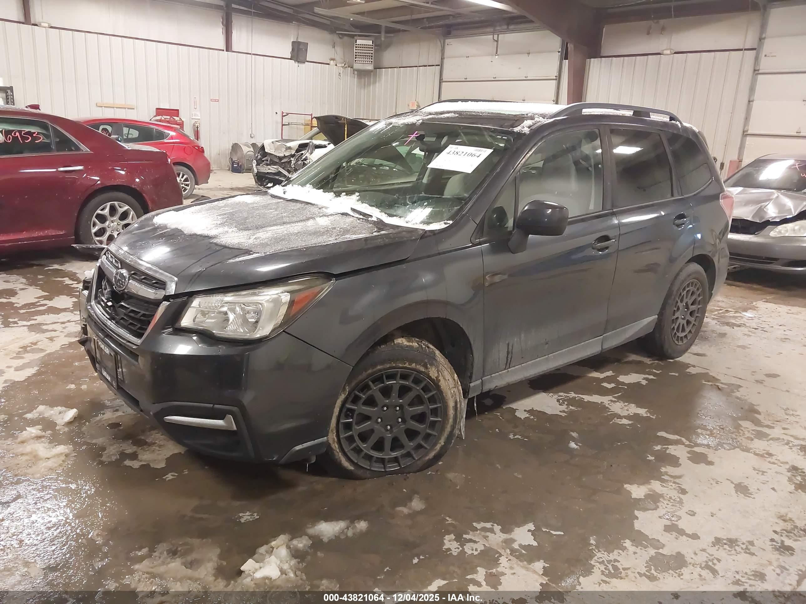 SUBARU FORESTER image 2