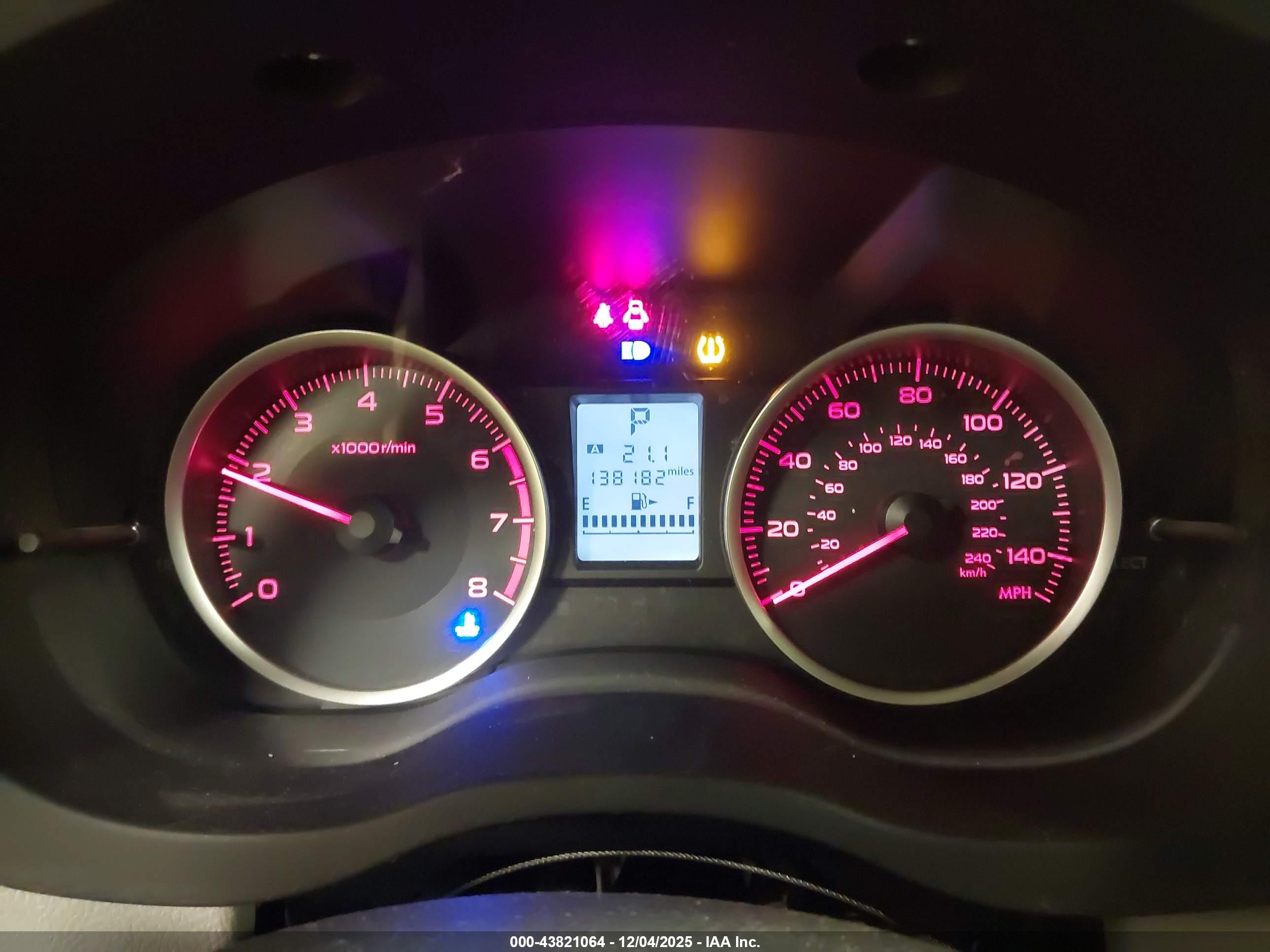 SUBARU FORESTER image 7