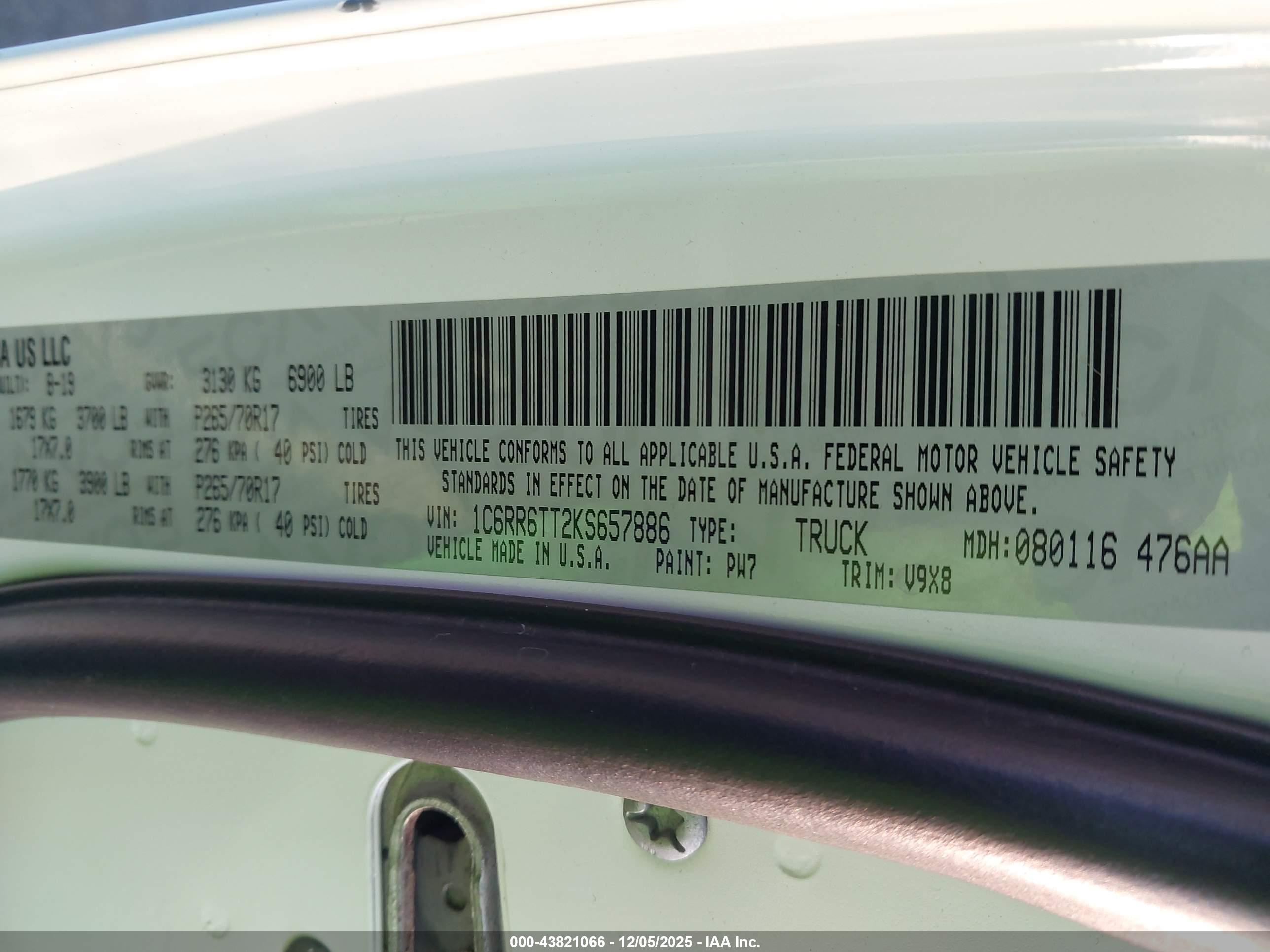 RAM 1500 image 9