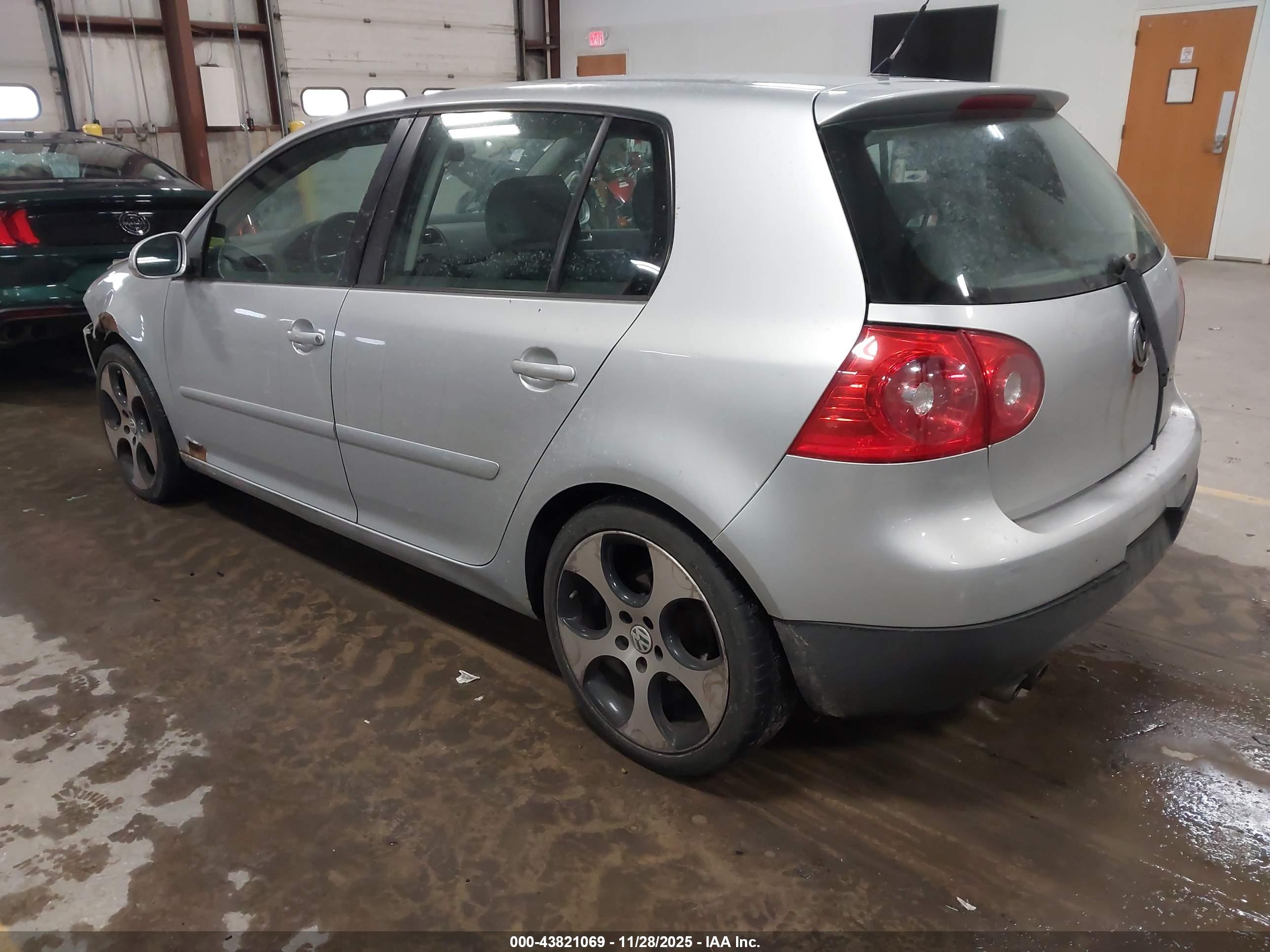 VOLKSWAGEN RABBIT image 3