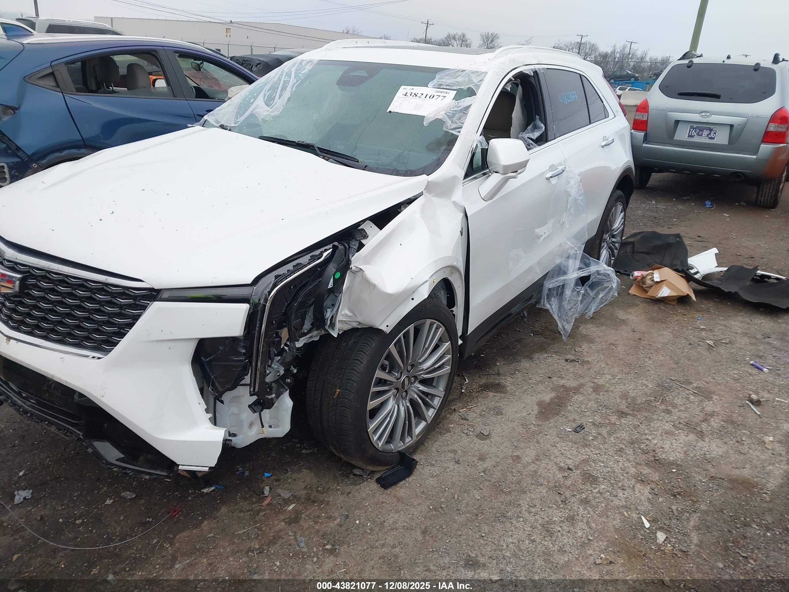 CADILLAC XT4 image 2