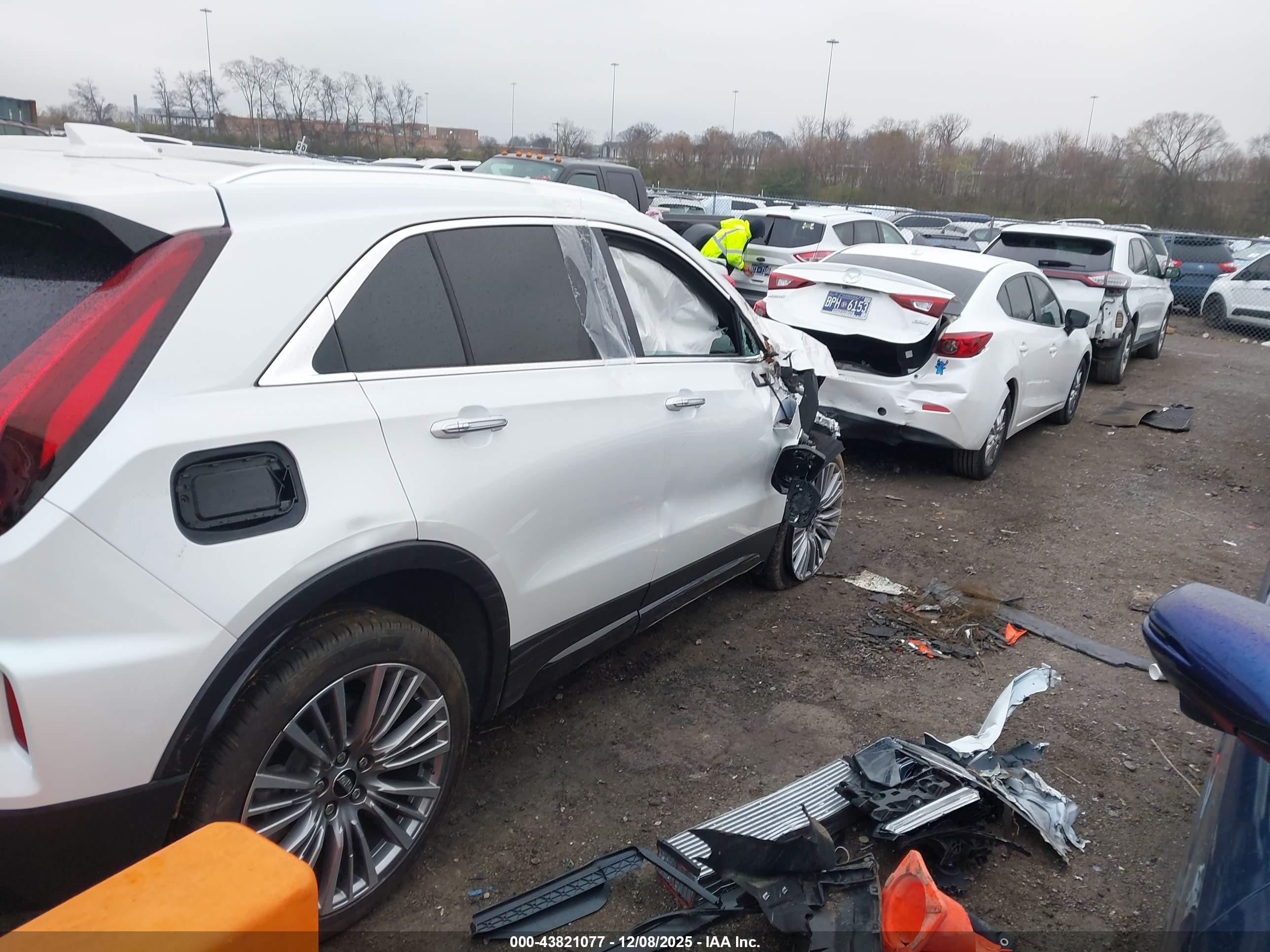 CADILLAC XT4 image 4