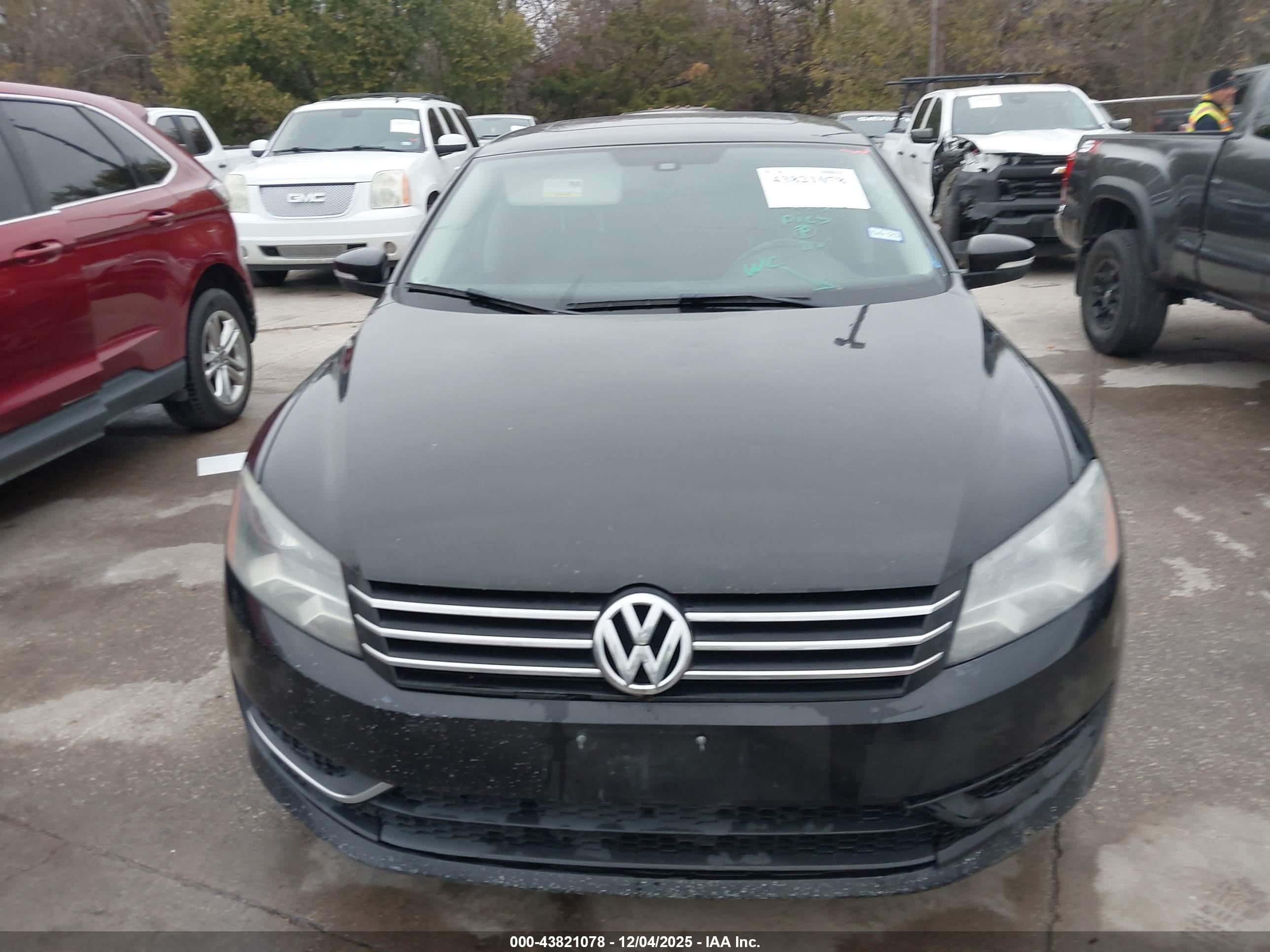 VOLKSWAGEN PASSAT image 6
