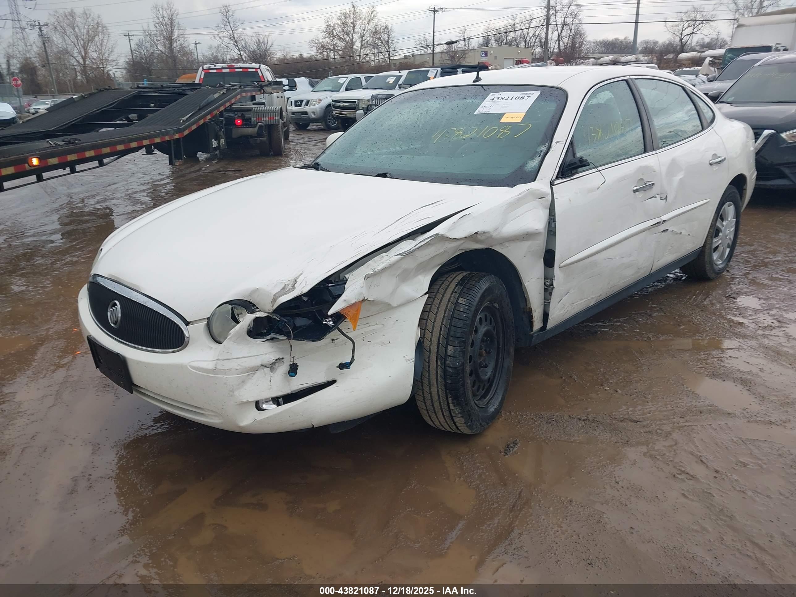 BUICK LACROSSE image 2