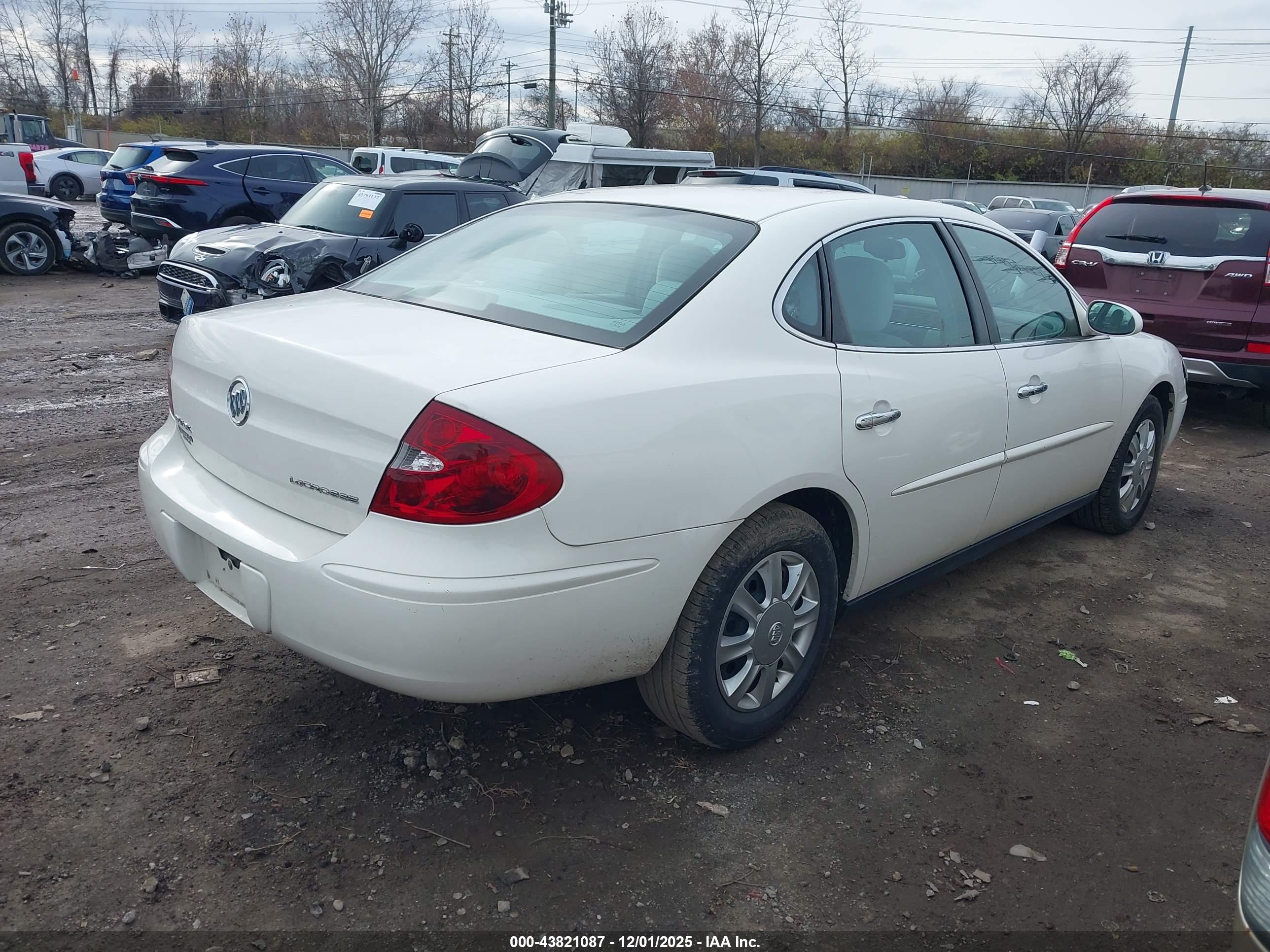 BUICK LACROSSE image 4