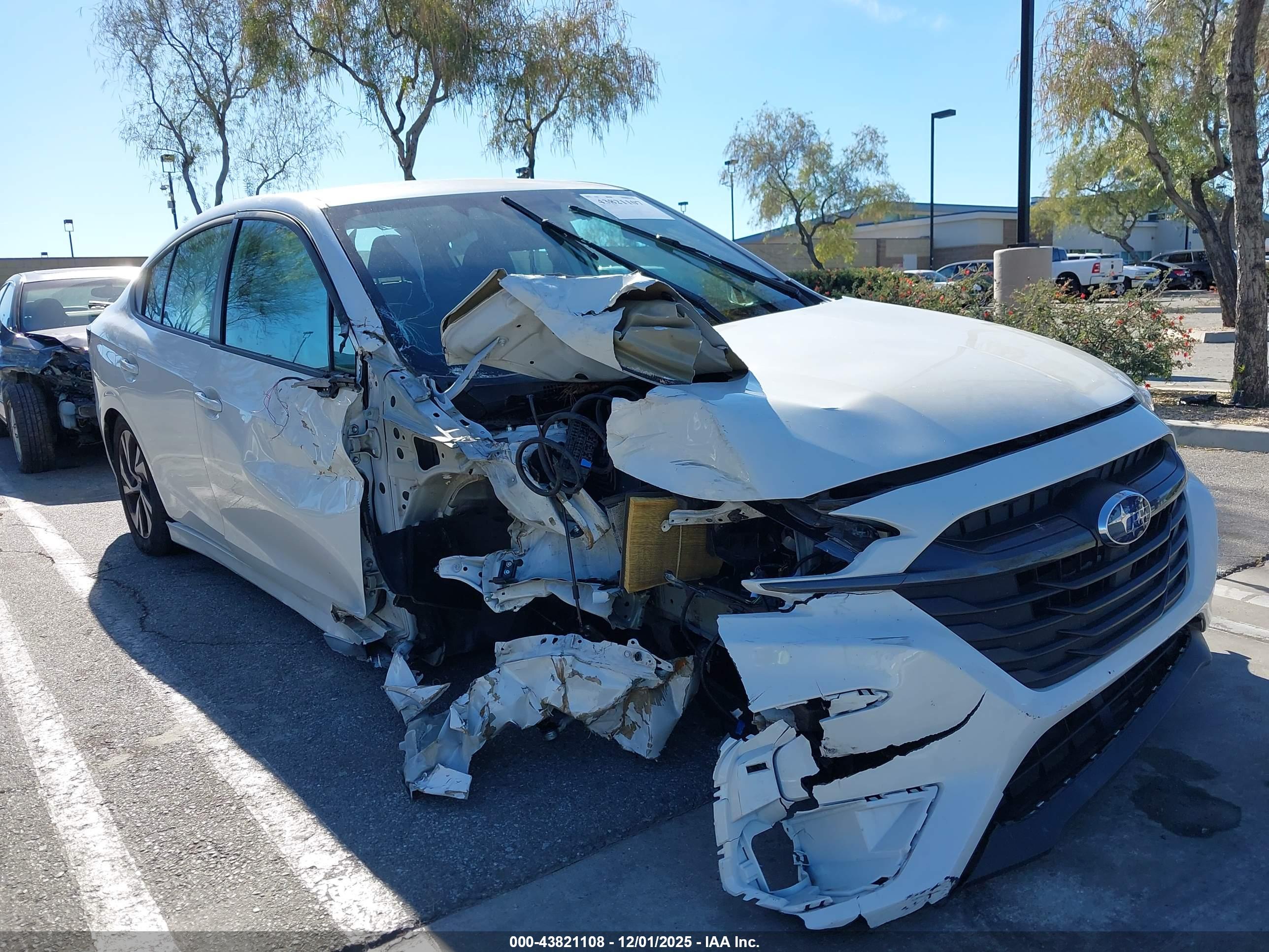 SUBARU LEGACY image 6