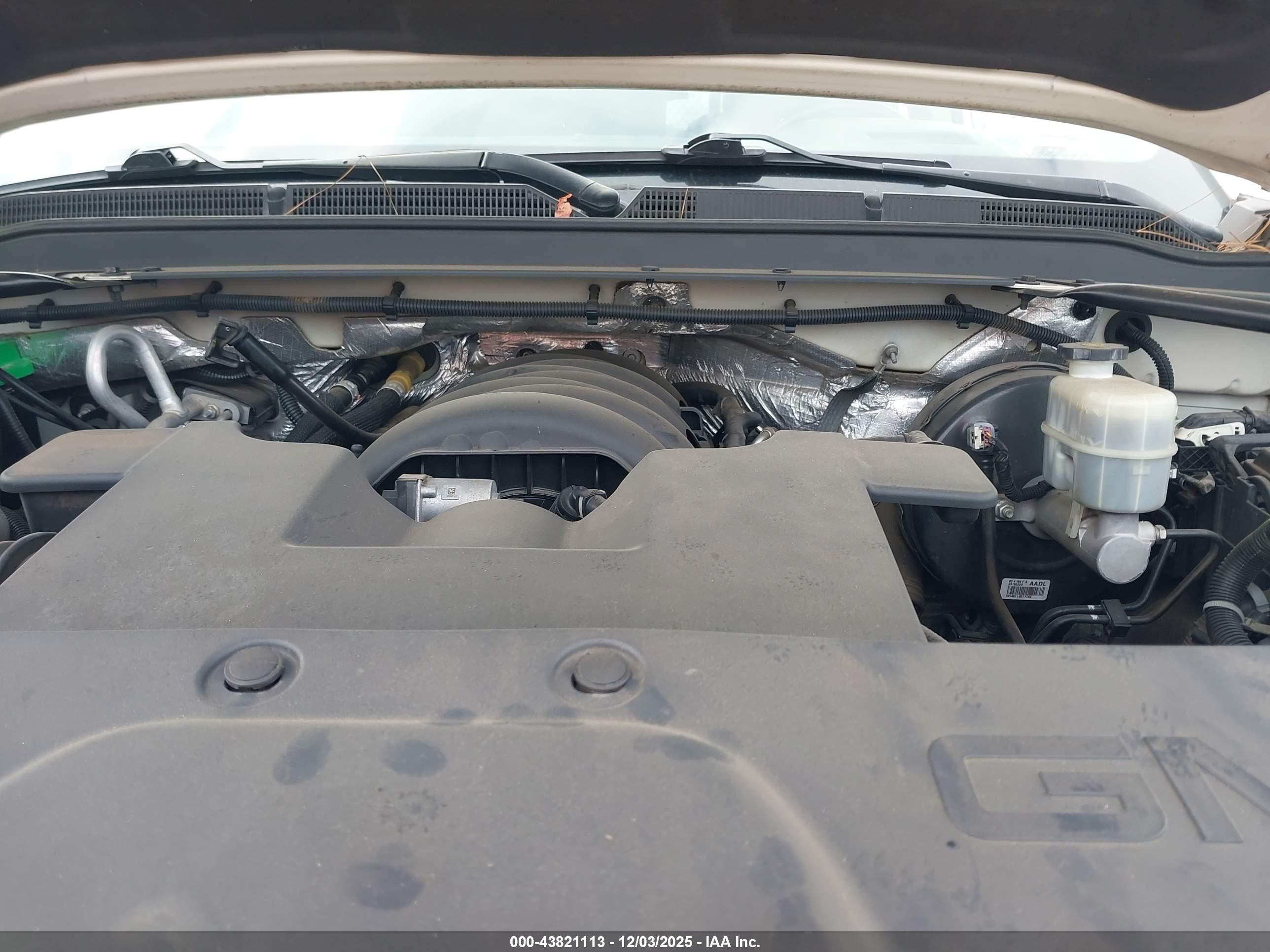GMC YUKON image 10