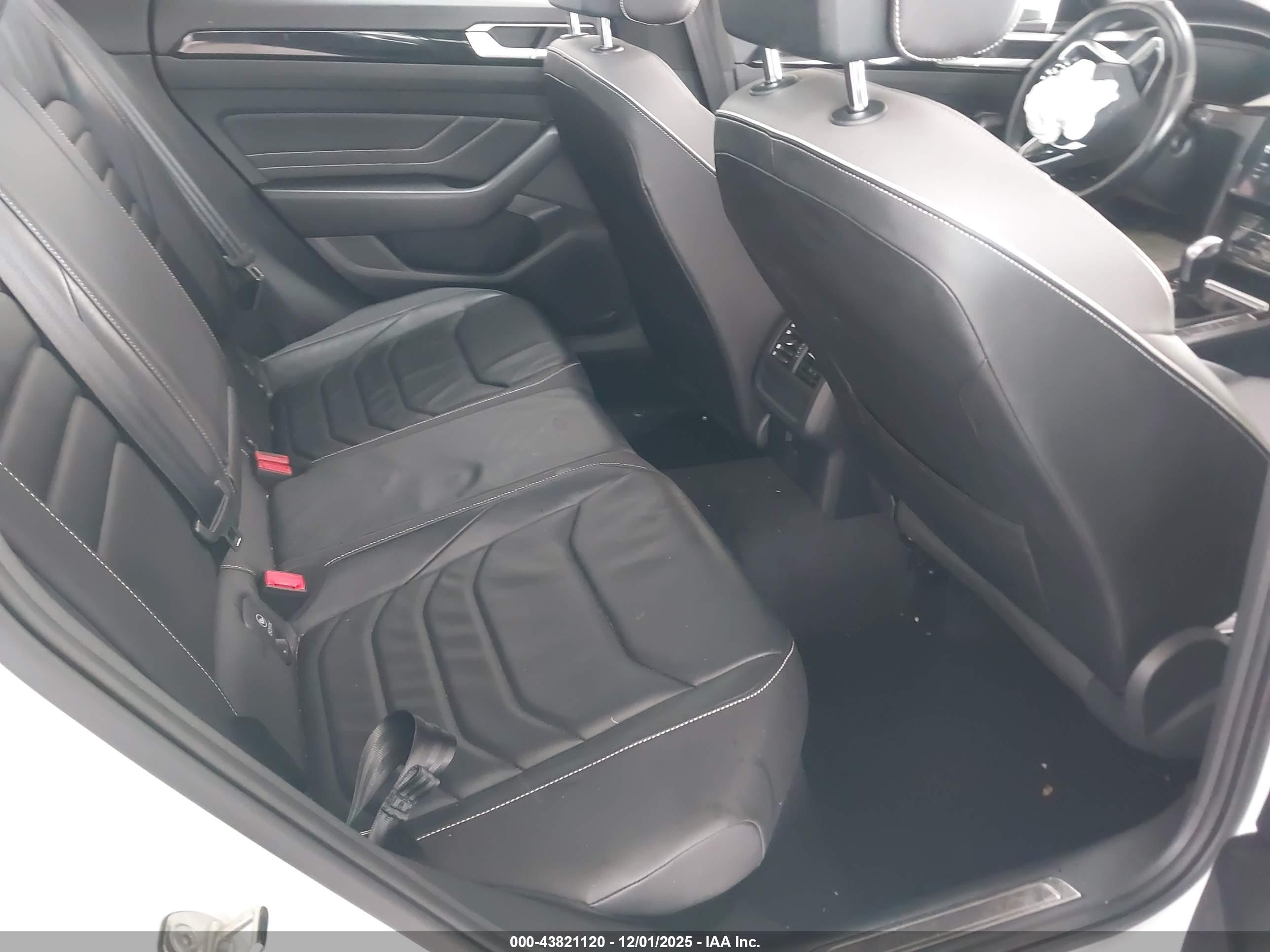 VOLKSWAGEN ARTEON image 8
