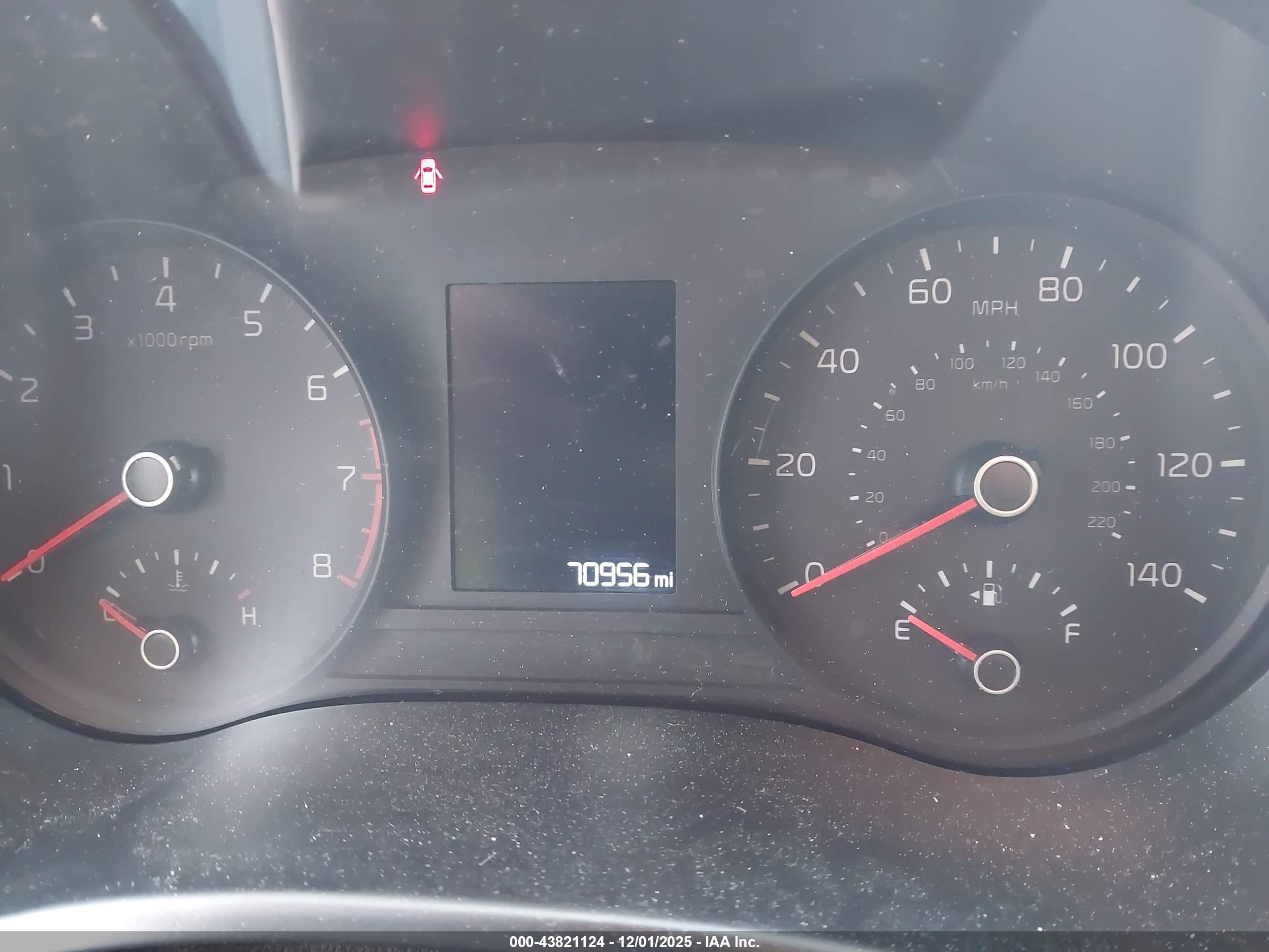 KIA RIO image 7