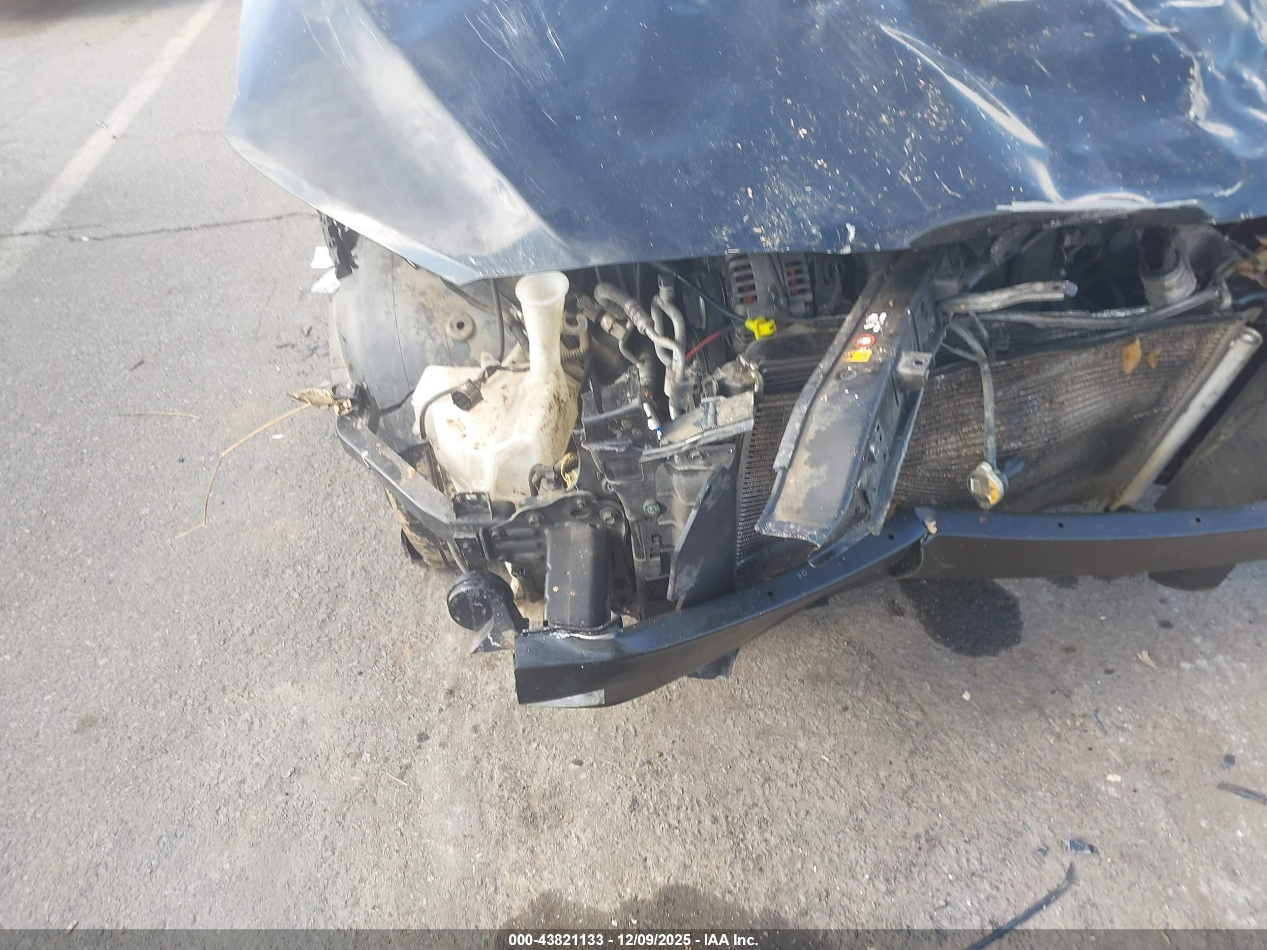 HYUNDAI ELANTRA image 6