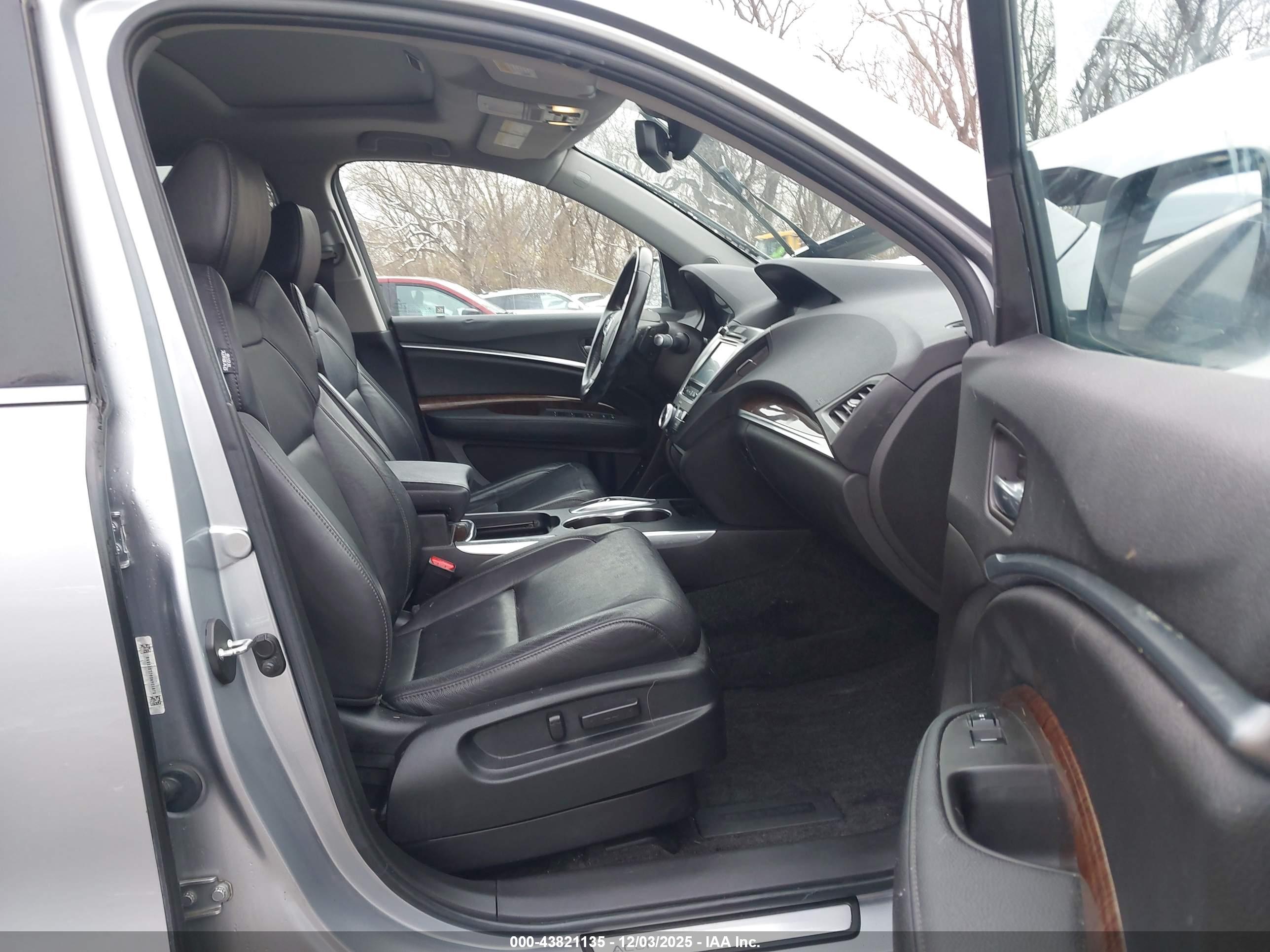 ACURA MDX image 5