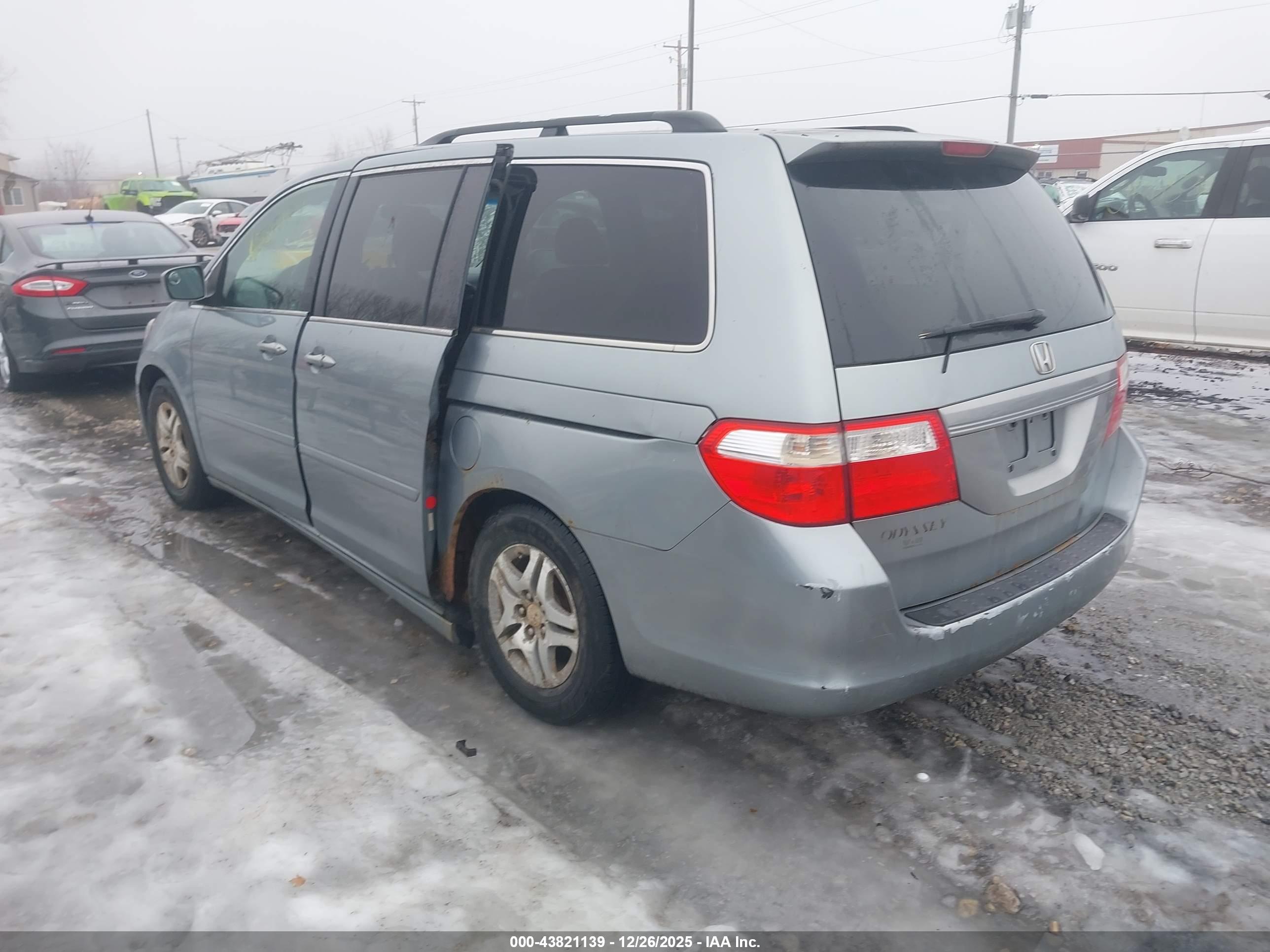 HONDA ODYSSEY image 3