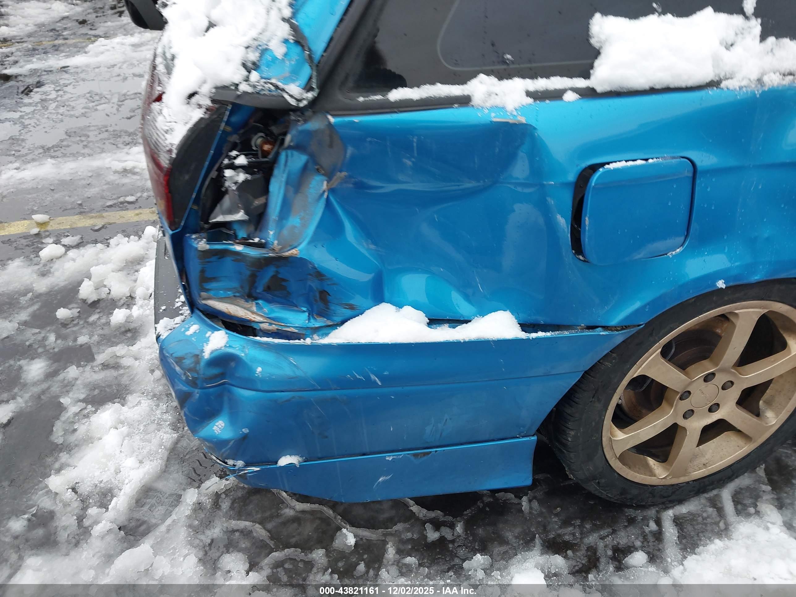 SUBARU LEGACY image 6