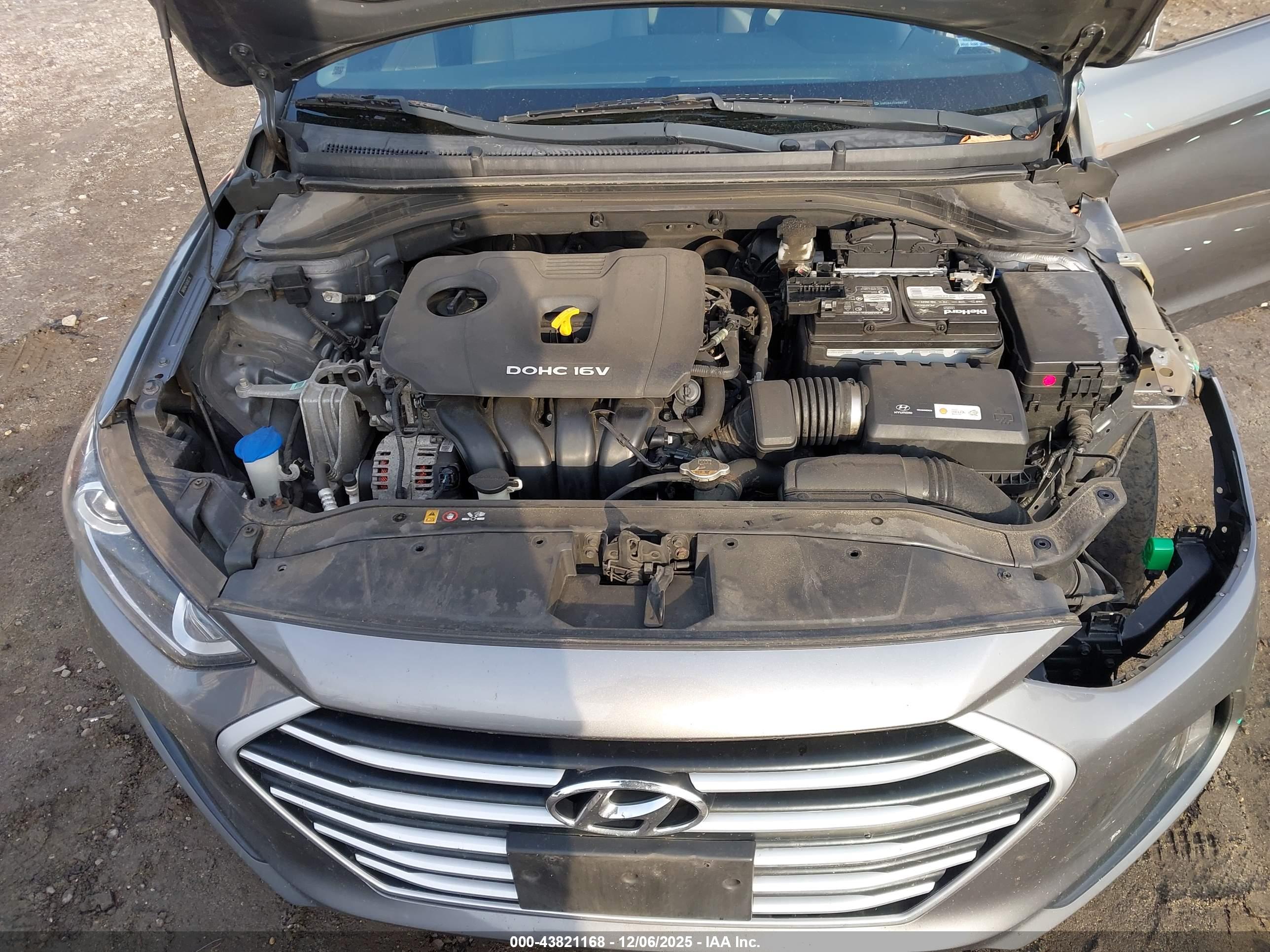 HYUNDAI ELANTRA image 10