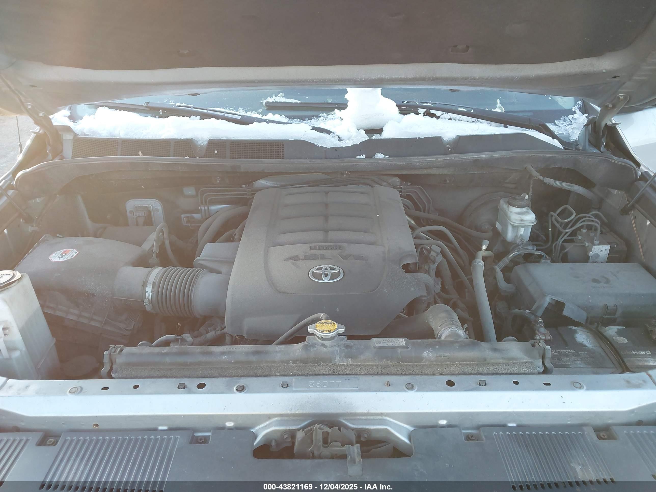 TOYOTA TUNDRA image 10