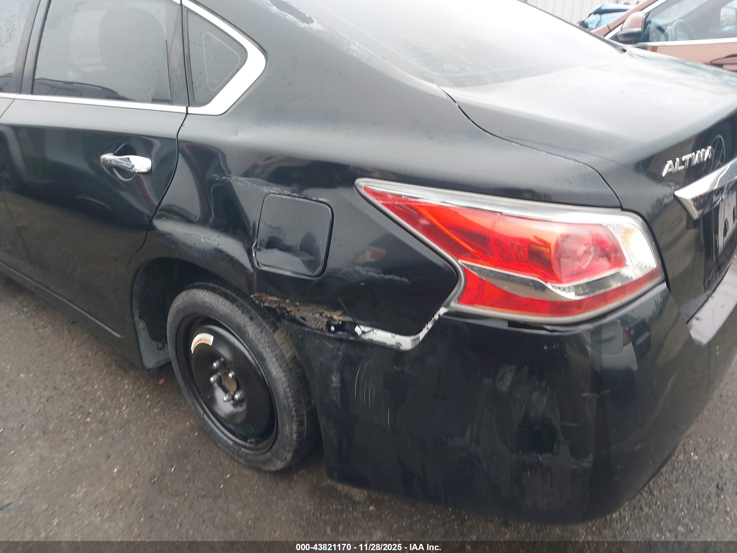 NISSAN ALTIMA image 6