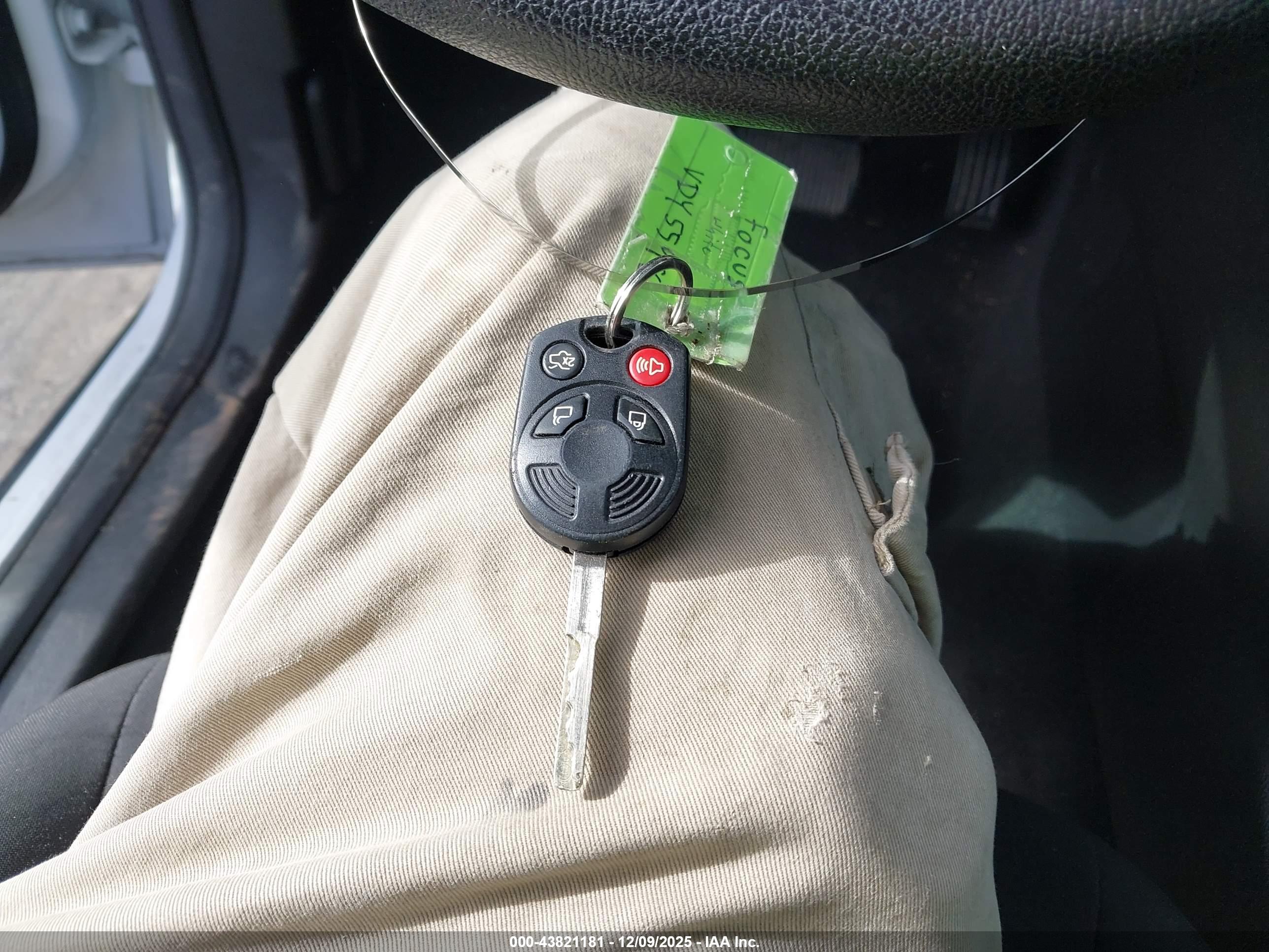FORD FOCUS image 11