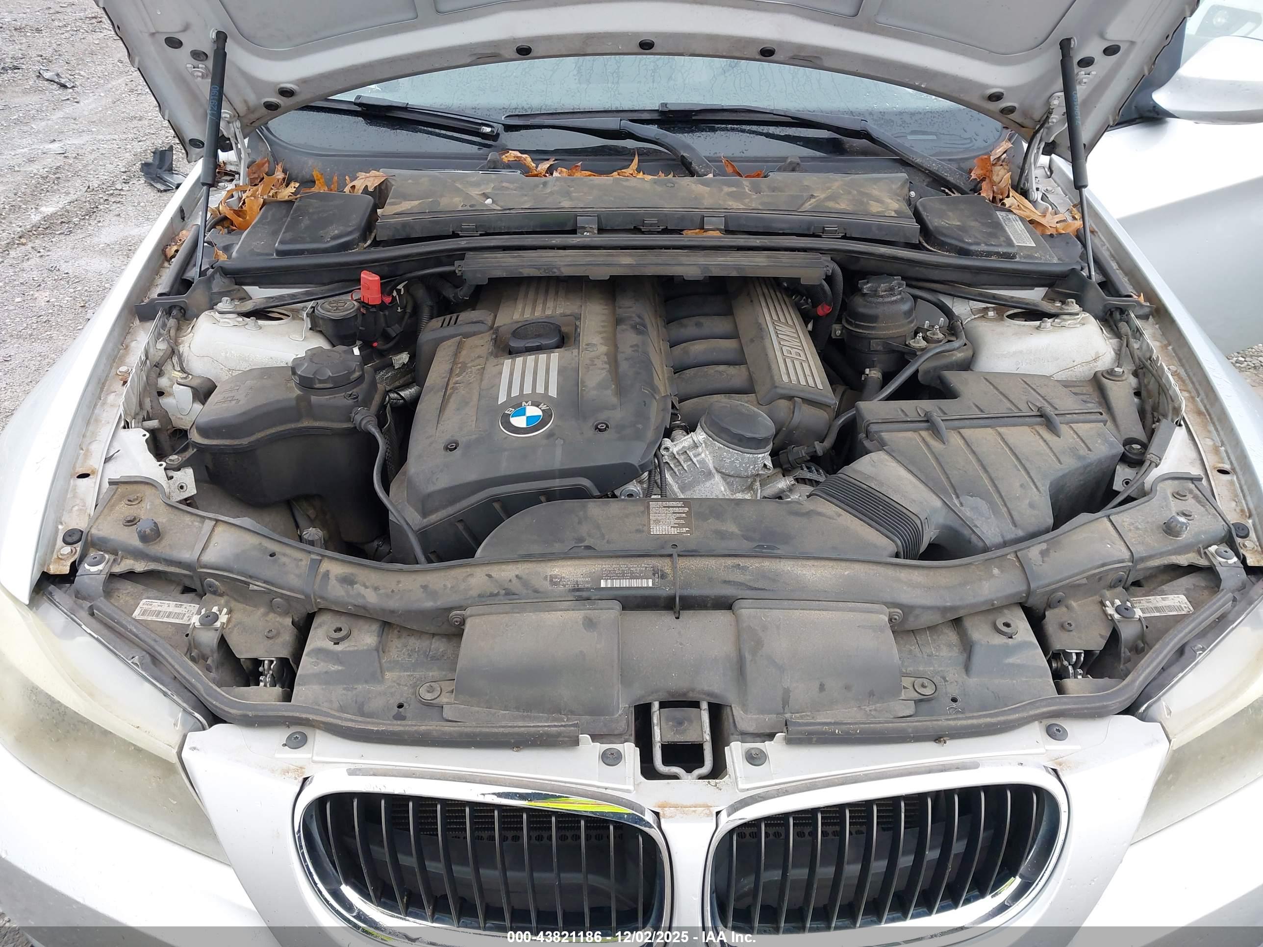 BMW 328I image 10