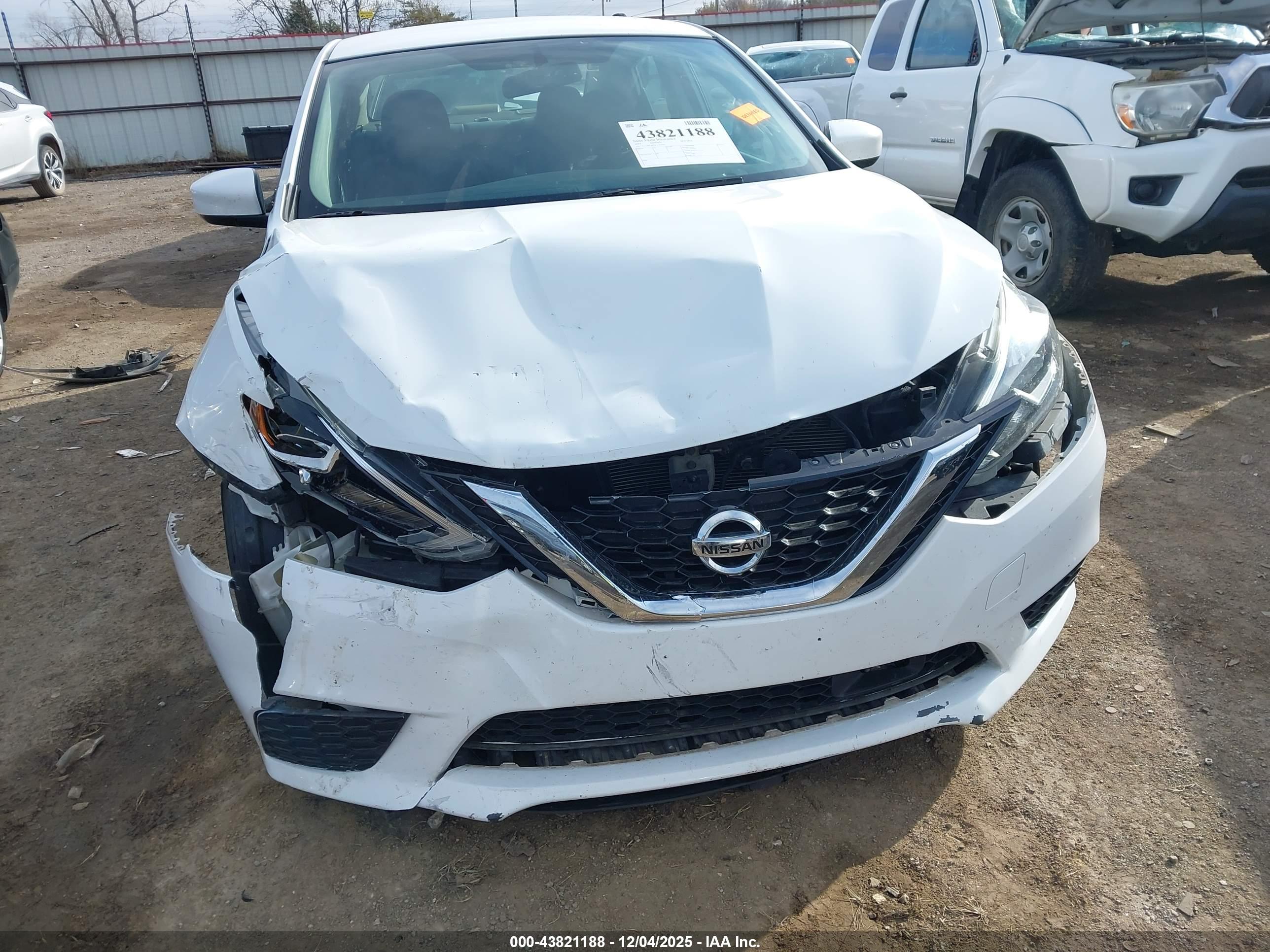 NISSAN SENTRA image 6