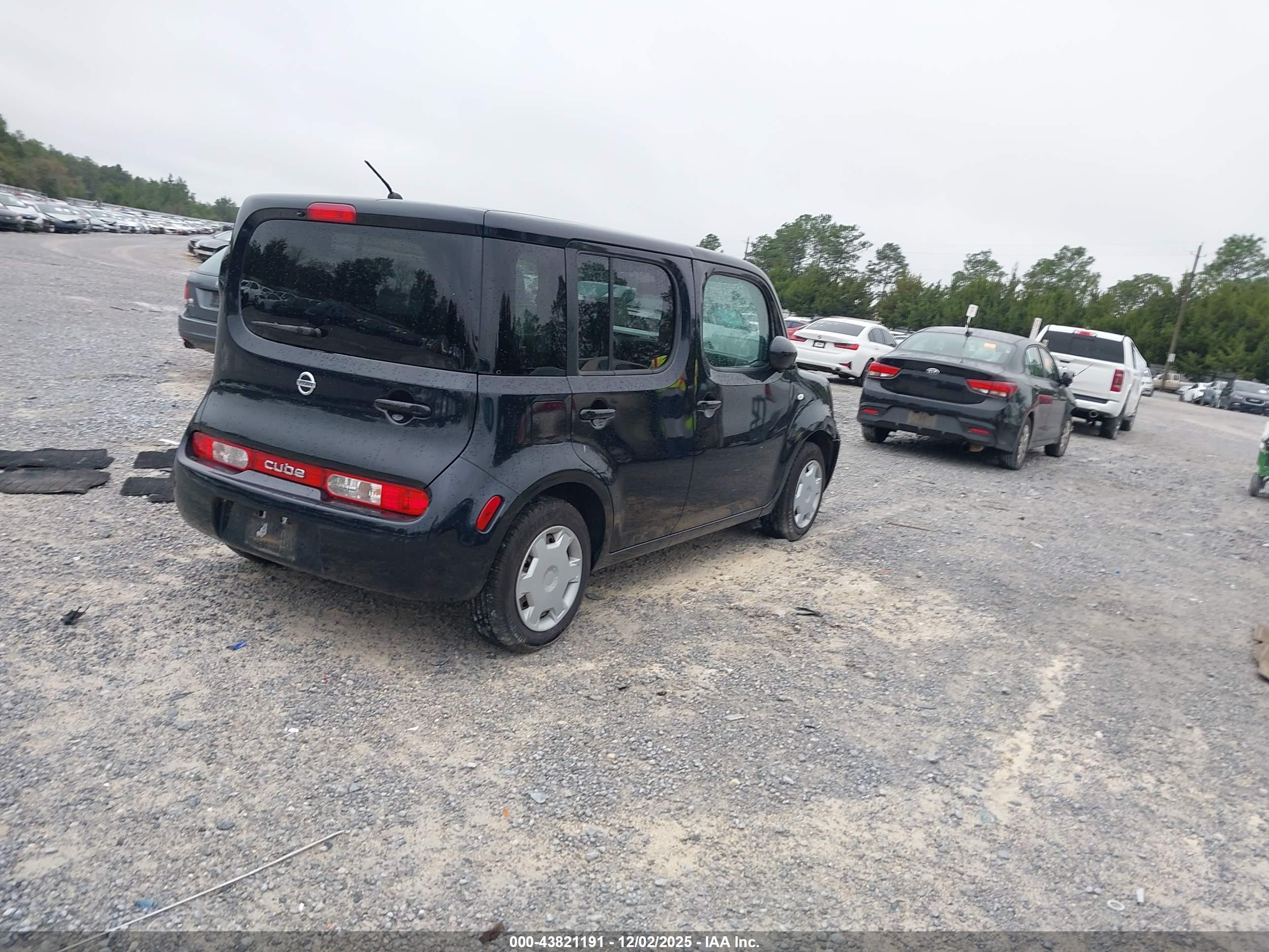 NISSAN CUBE image 4