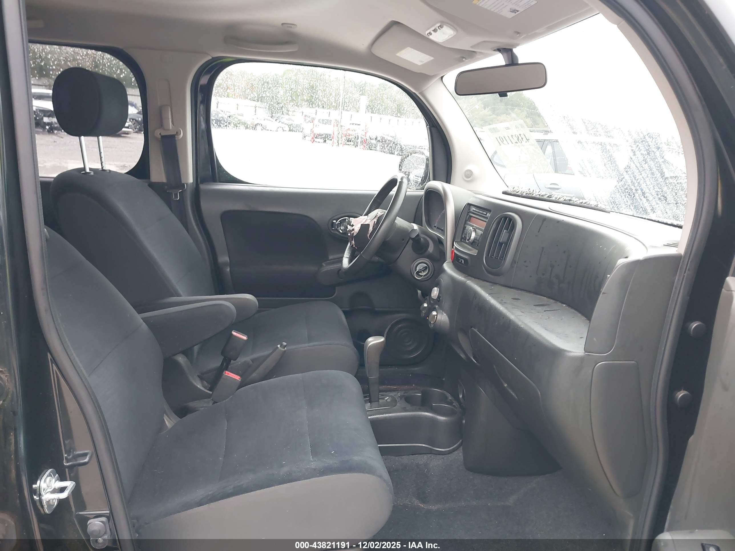 NISSAN CUBE image 5