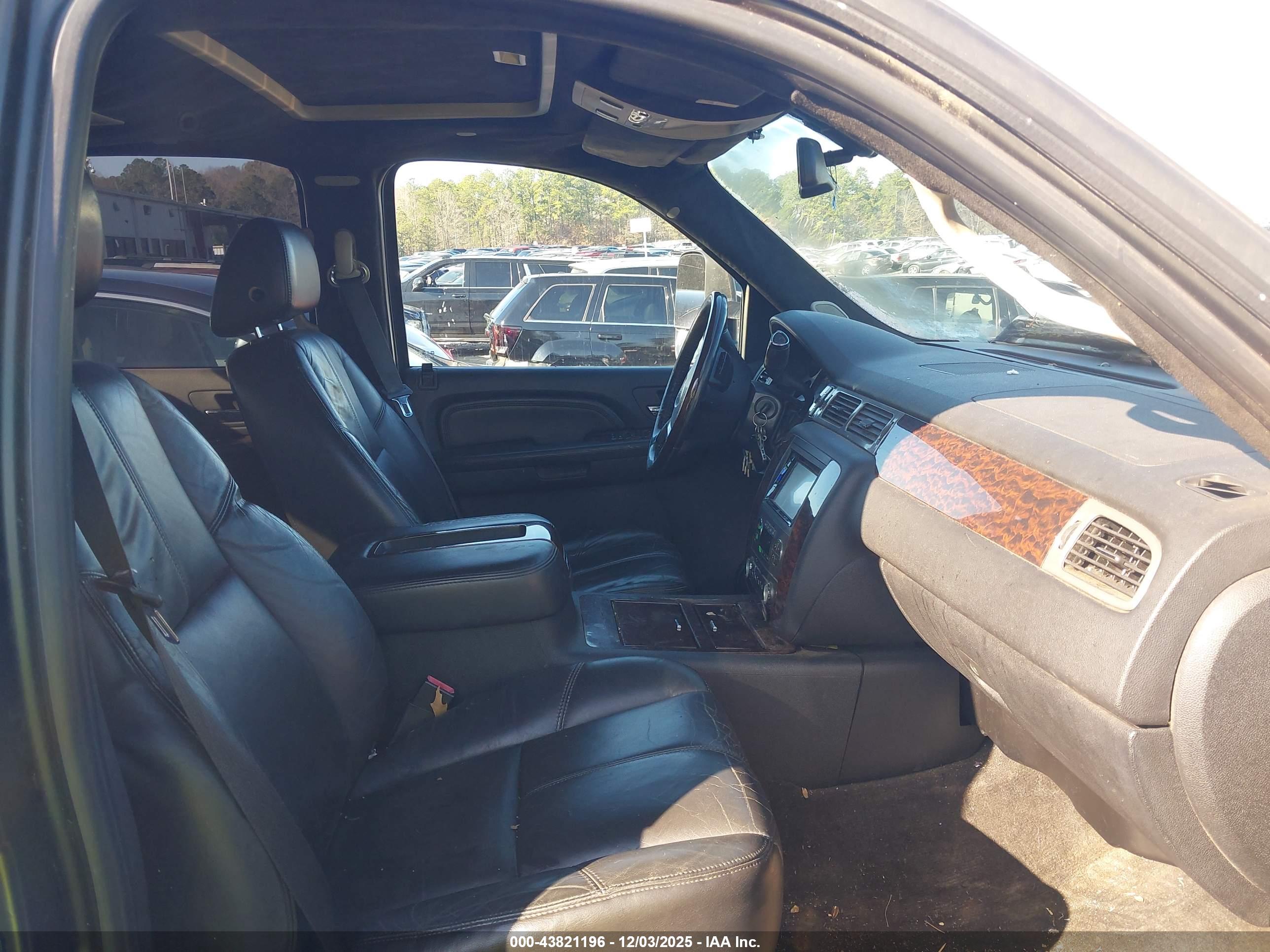 GMC SIERRA image 5