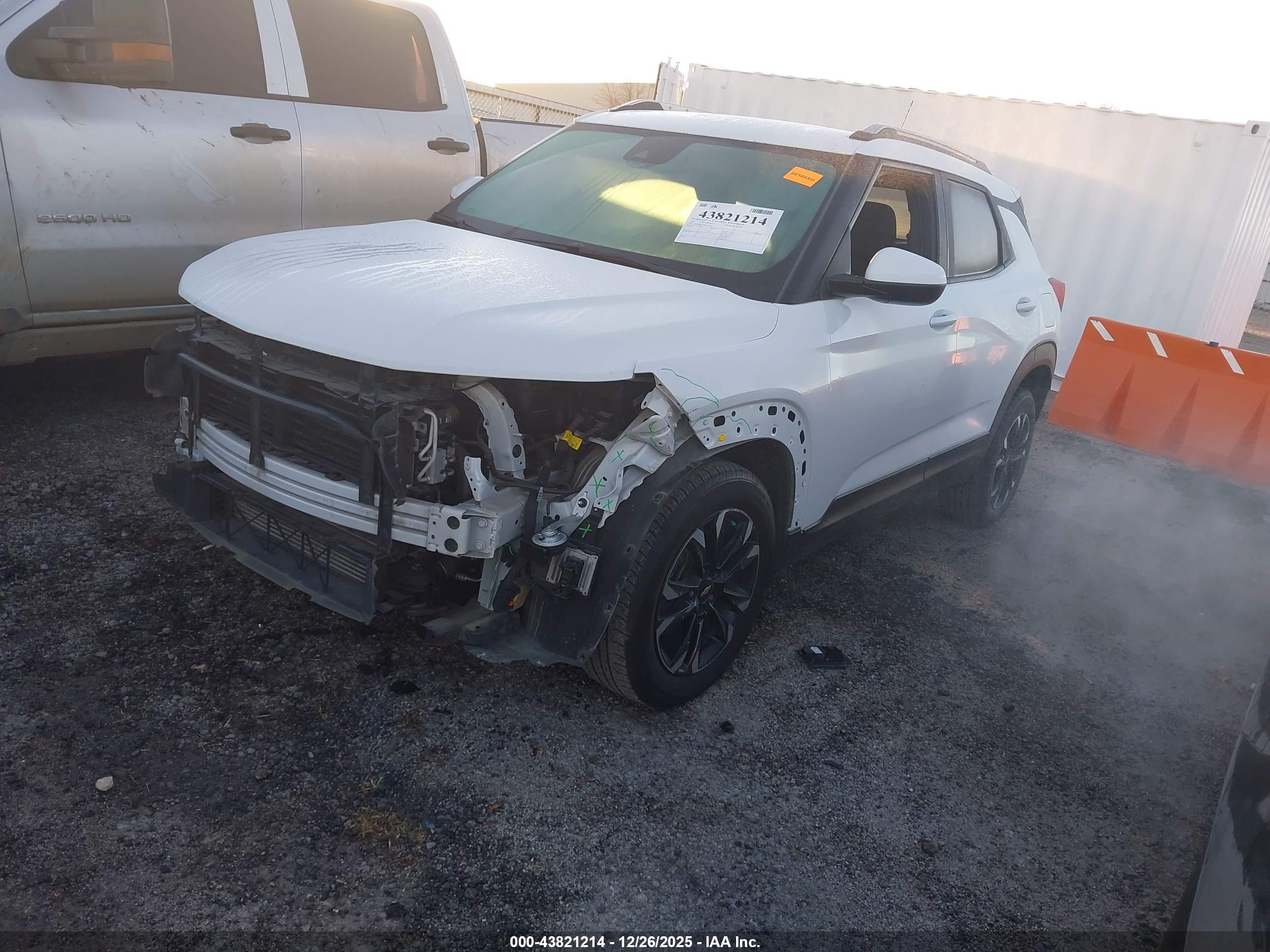 CHEVROLET TRAILBLAZER image 2