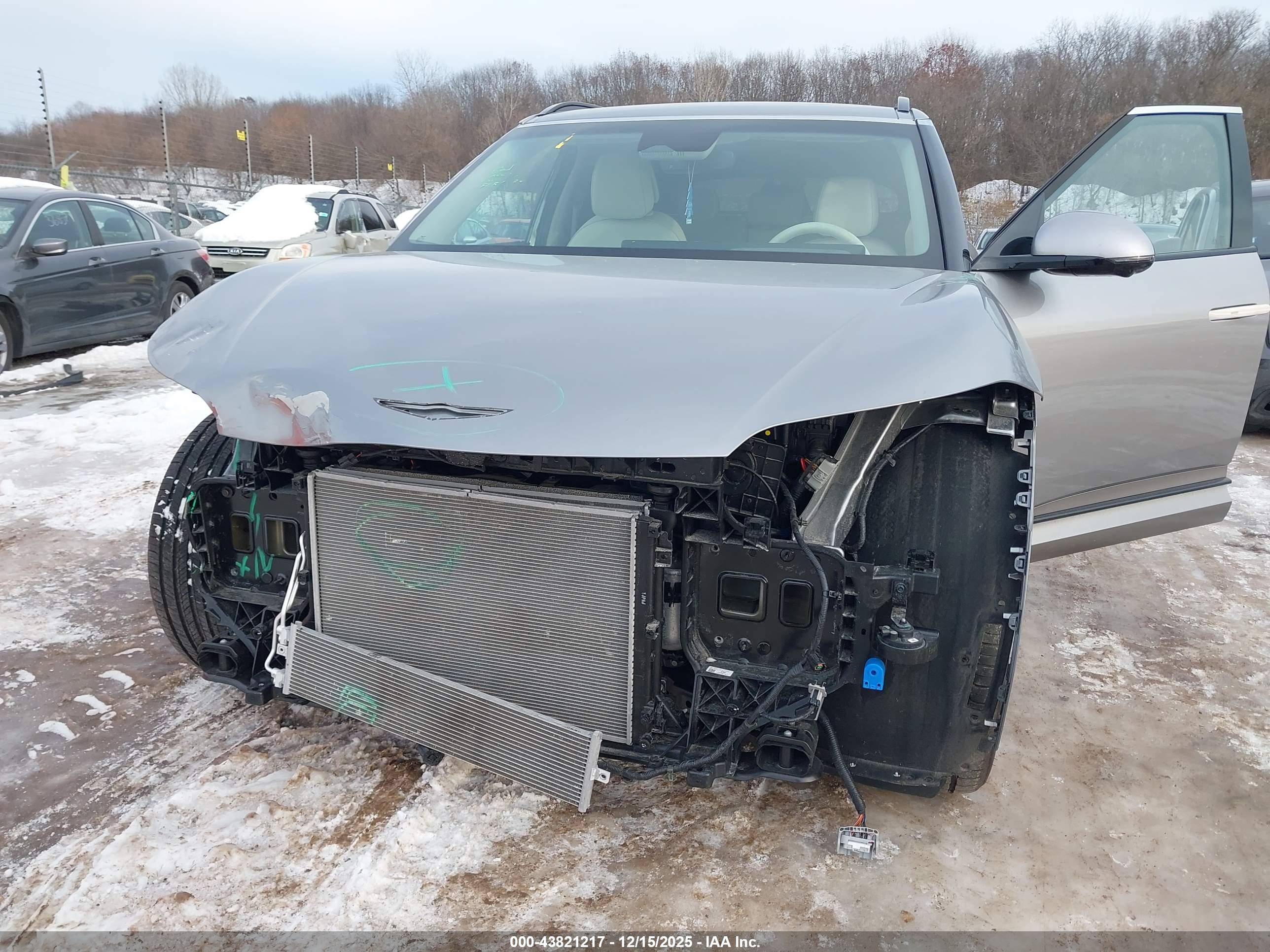 GENESIS GV60 image 6