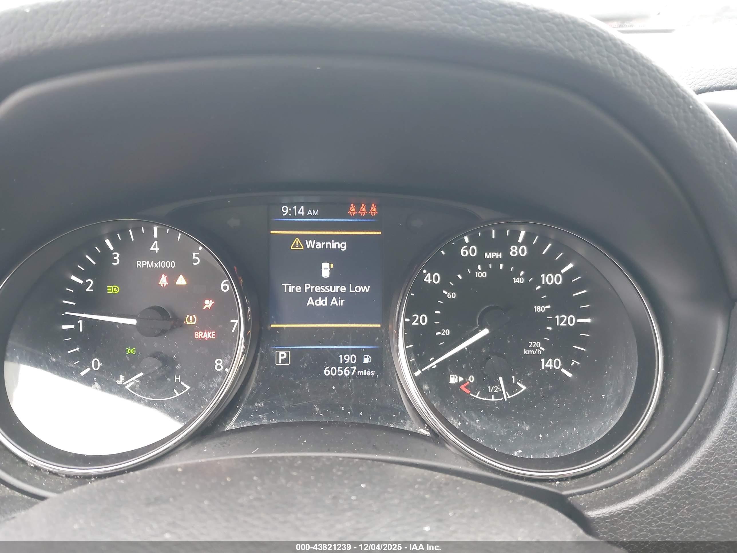 NISSAN ROGUE image 7