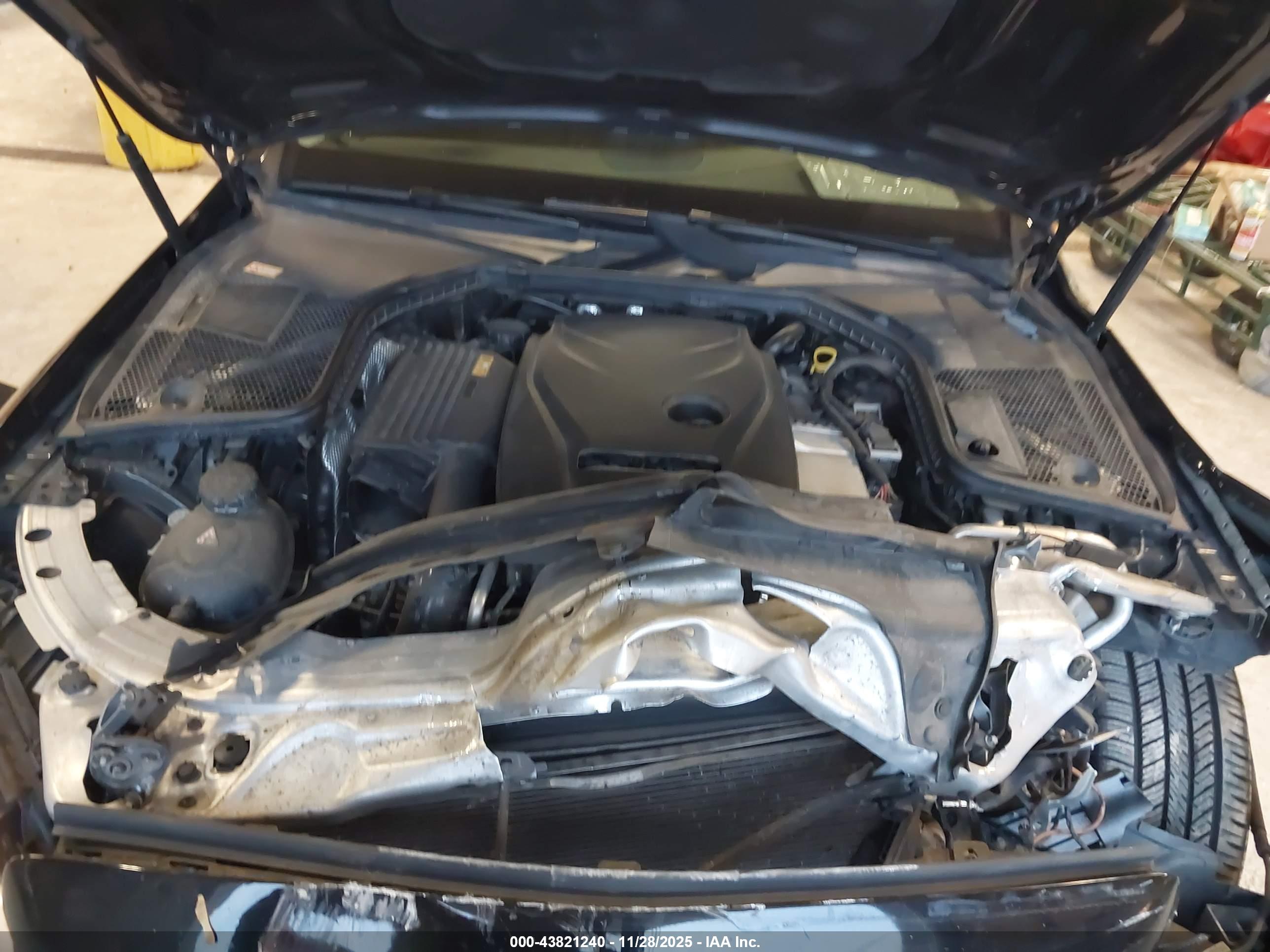 MERCEDES-BENZ C image 10