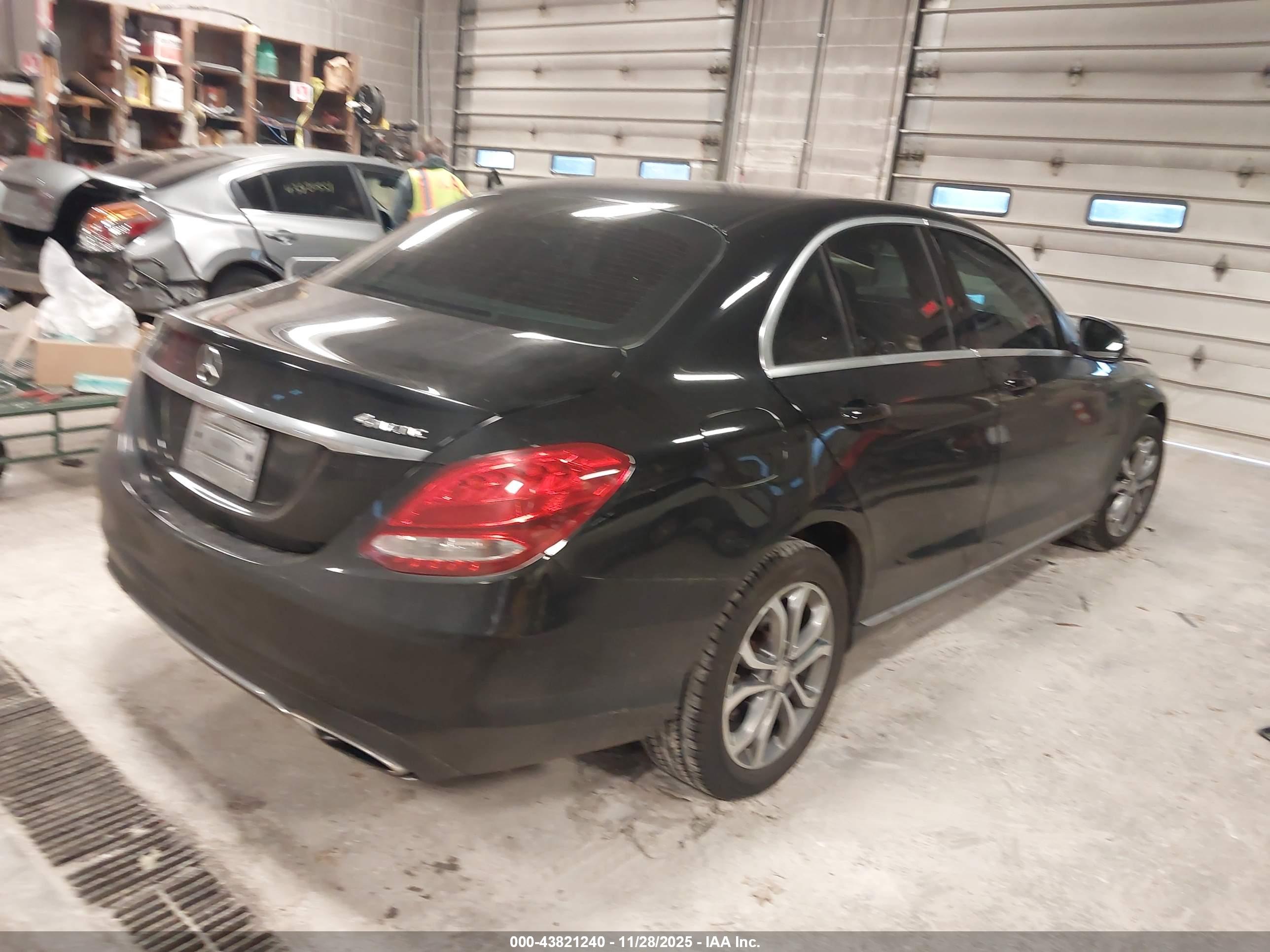 MERCEDES-BENZ C image 4