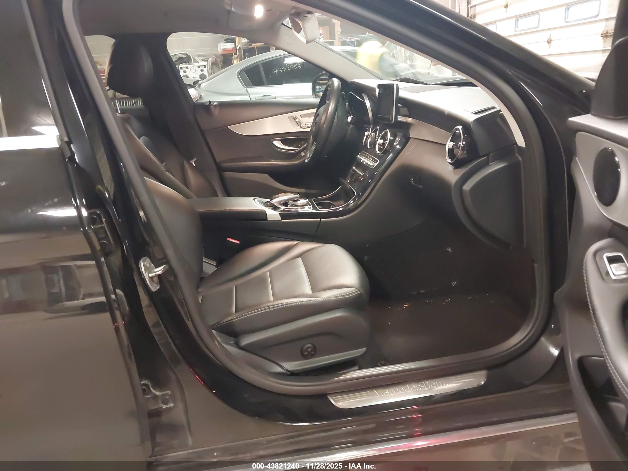 MERCEDES-BENZ C image 5