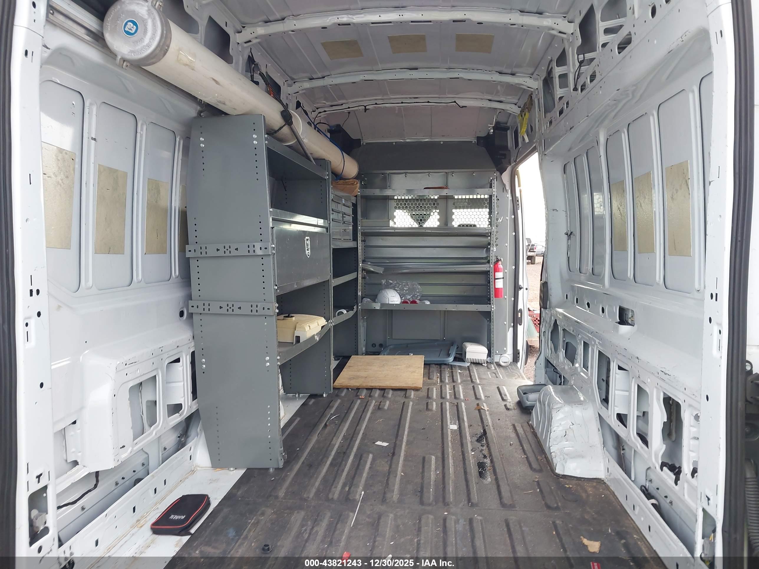 FORD TRANSIT-350 image 8