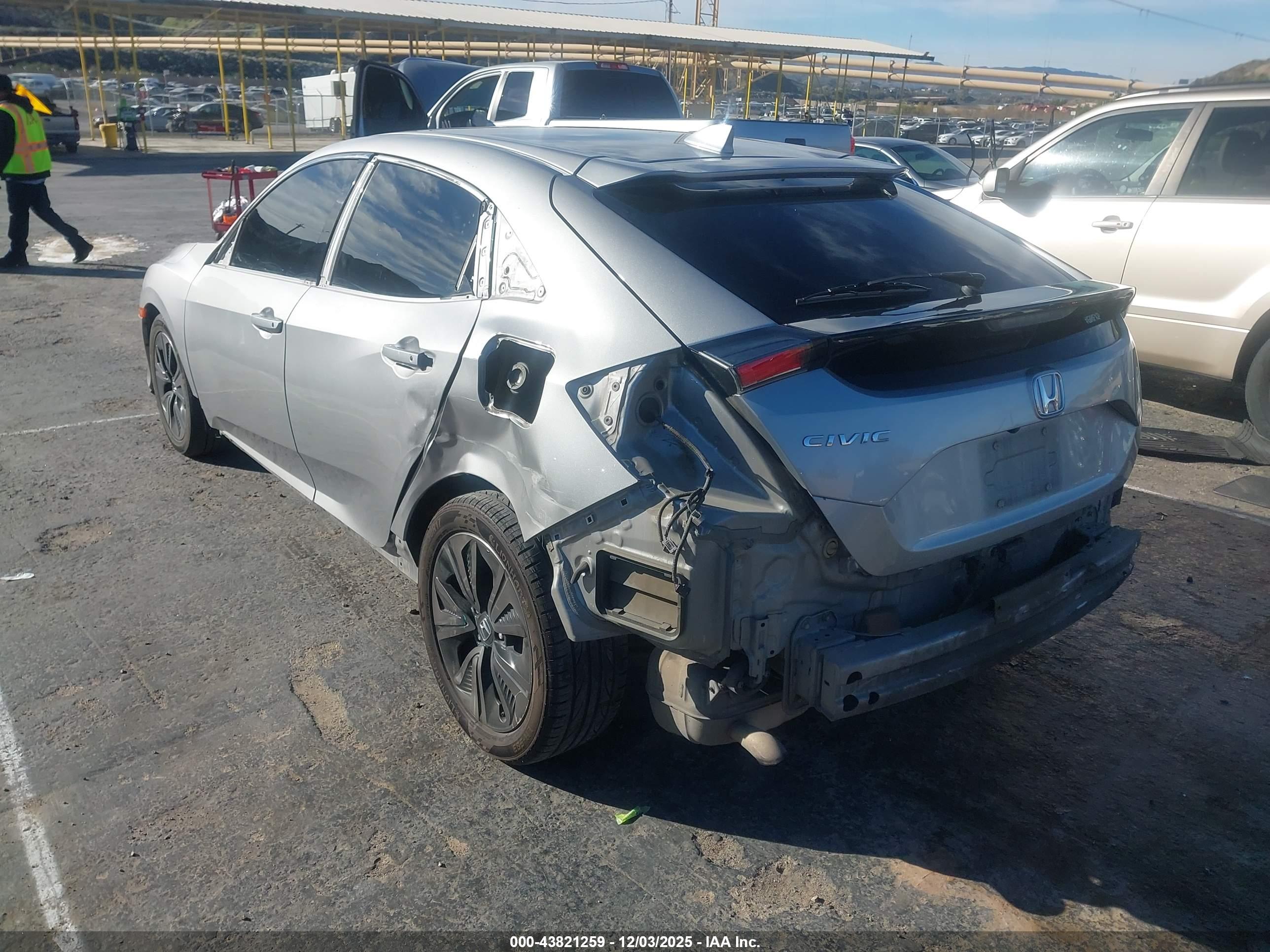 HONDA CIVIC image 3