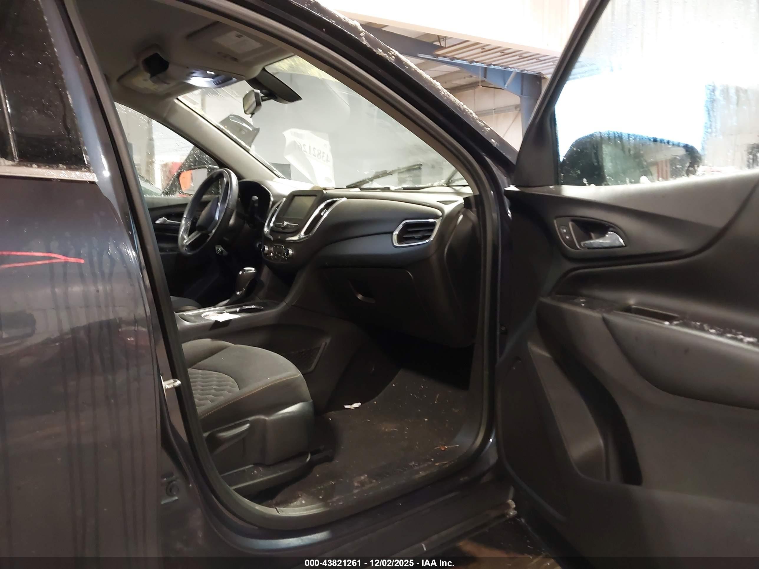 CHEVROLET EQUINOX image 5