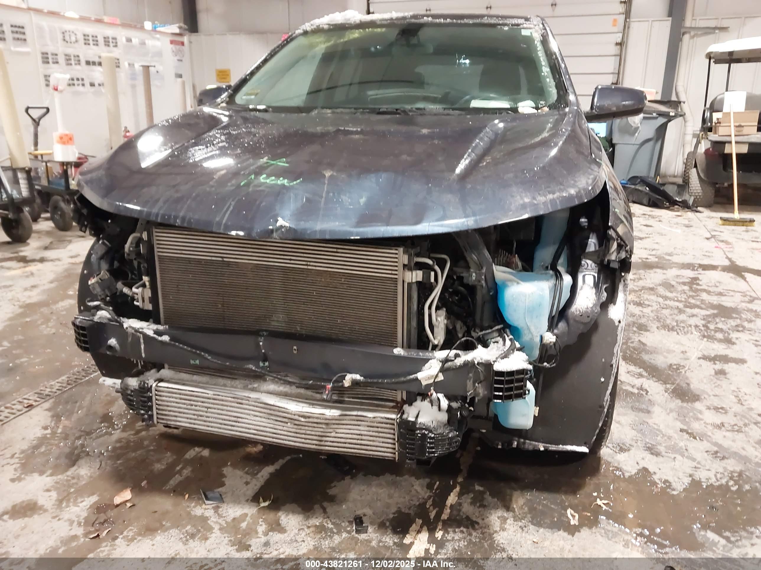 CHEVROLET EQUINOX image 6