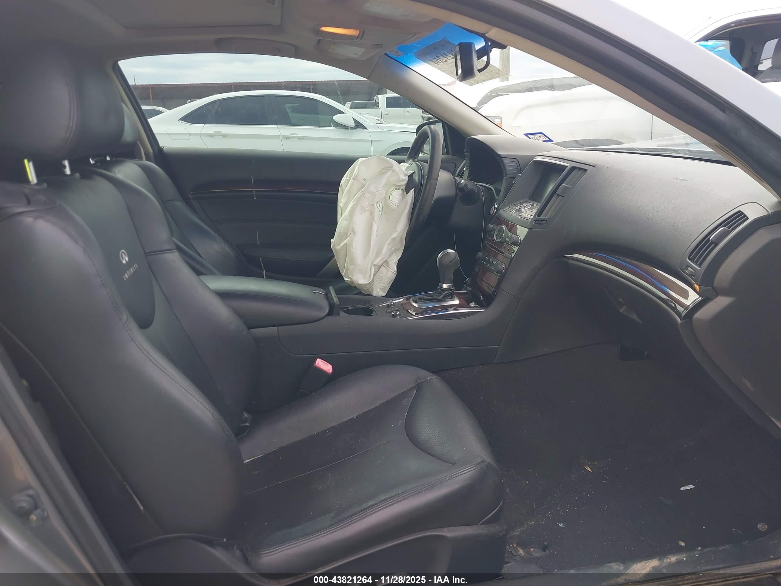 INFINITI G37X image 5