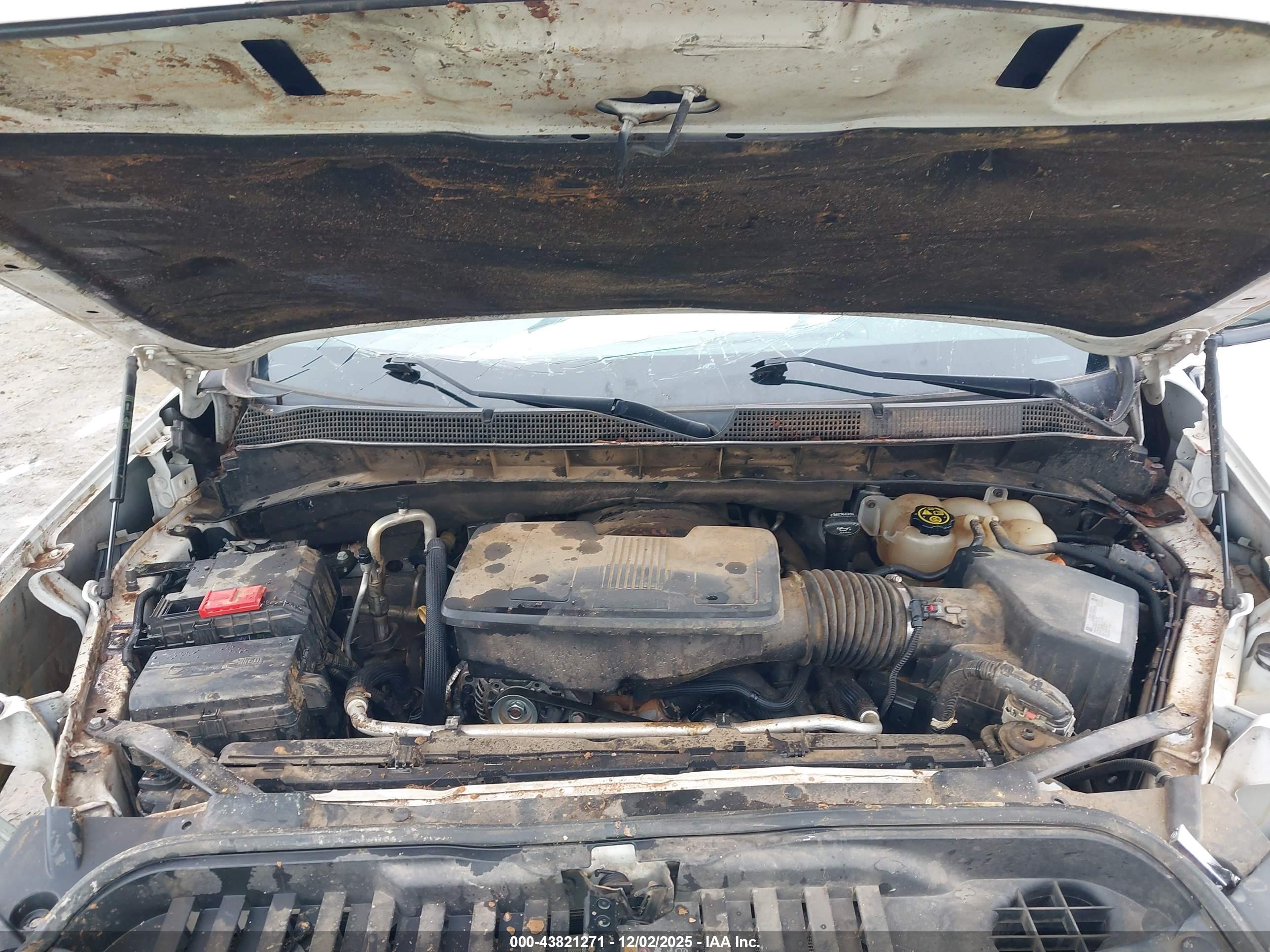CHEVROLET SILVERADO image 10