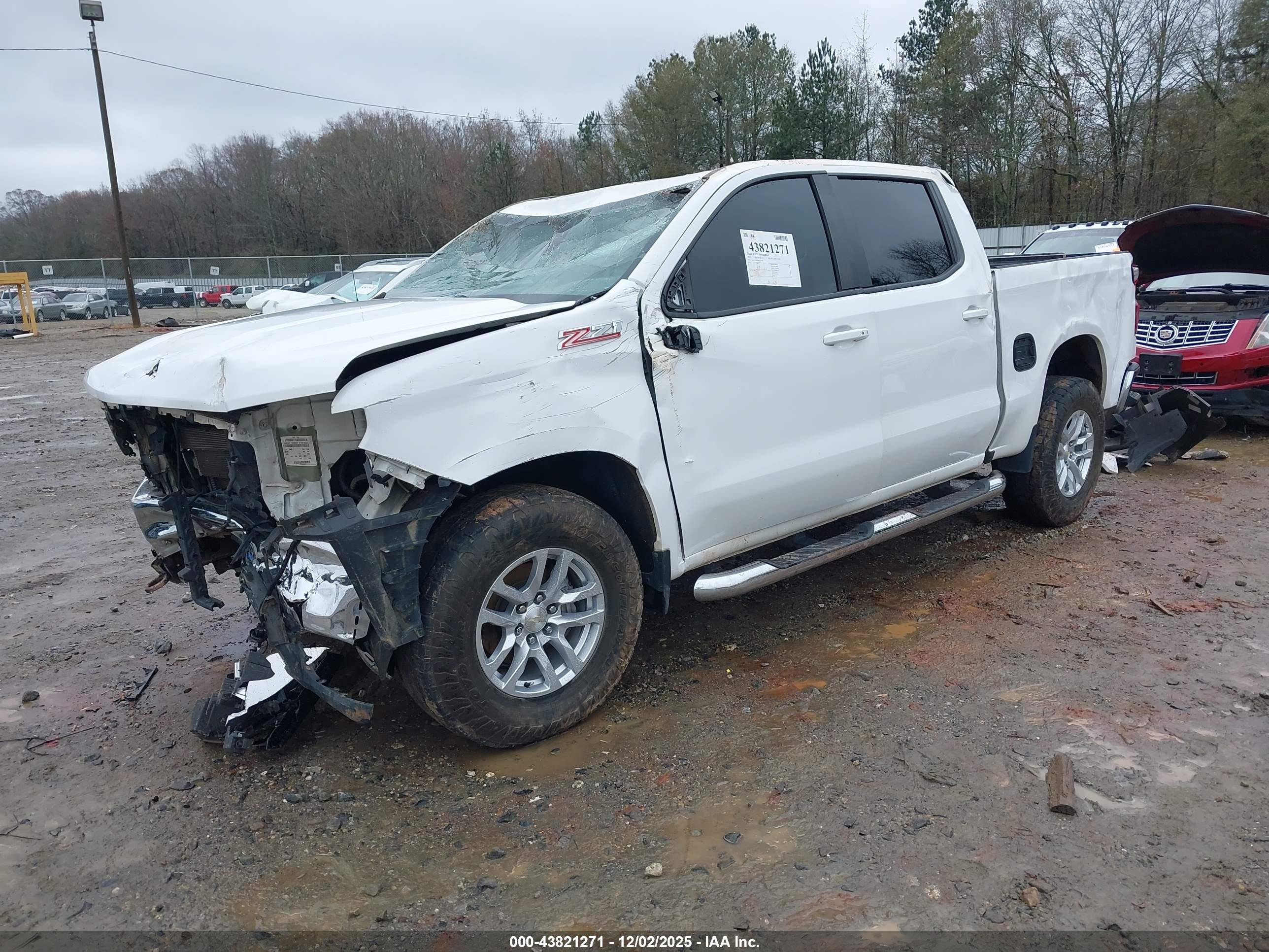 CHEVROLET SILVERADO image 2
