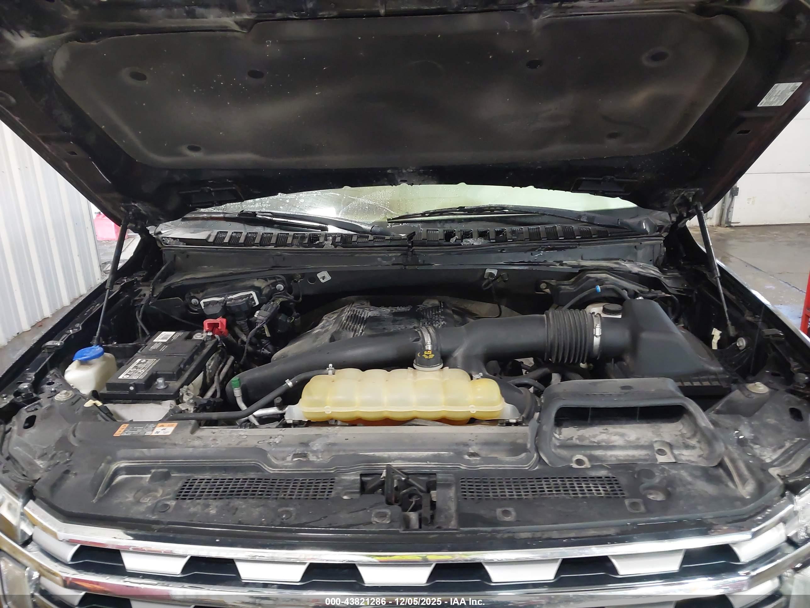 FORD EXPEDITION image 10