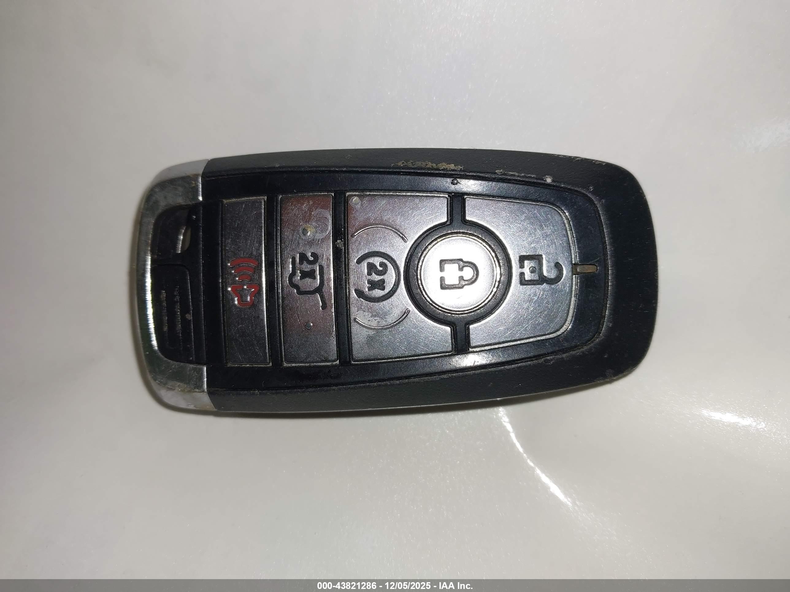FORD EXPEDITION image 11