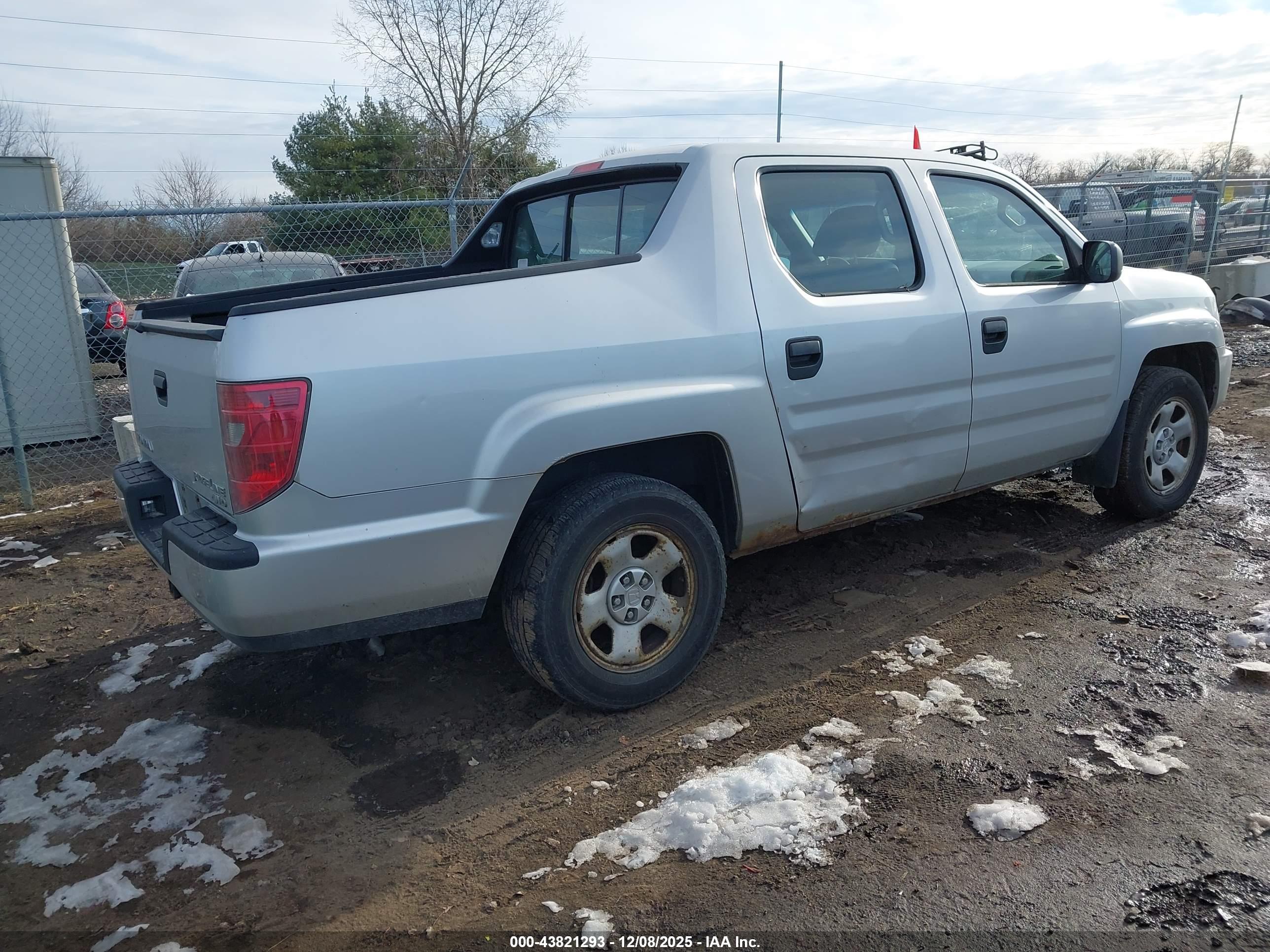 HONDA RIDGELINE image 4