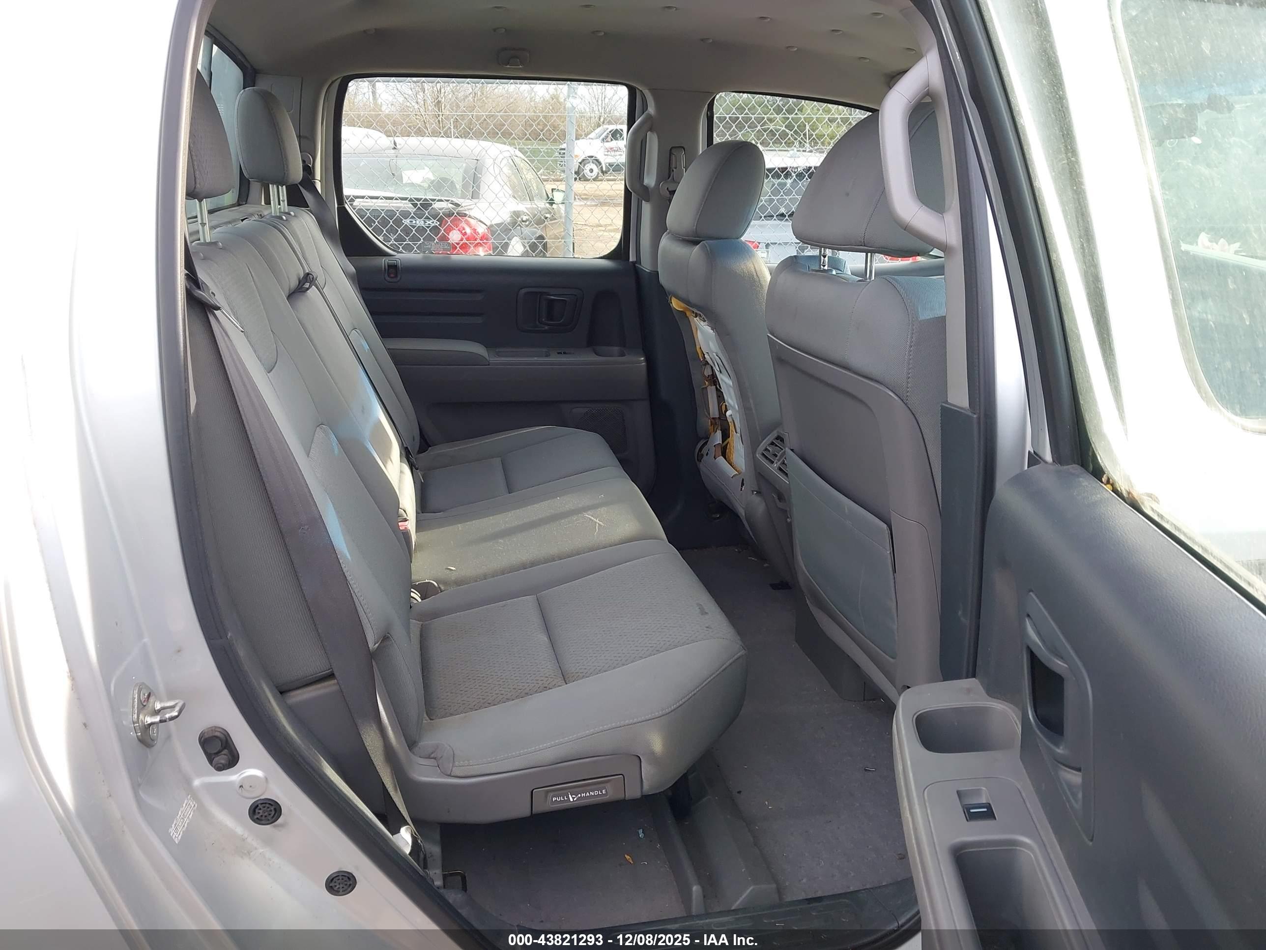 HONDA RIDGELINE image 8